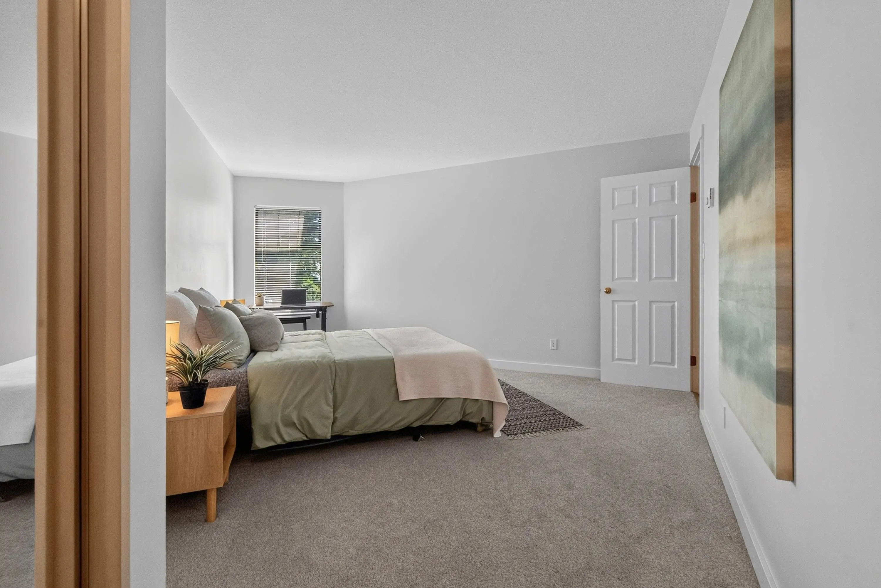 15080 Prospect Avenue #206
