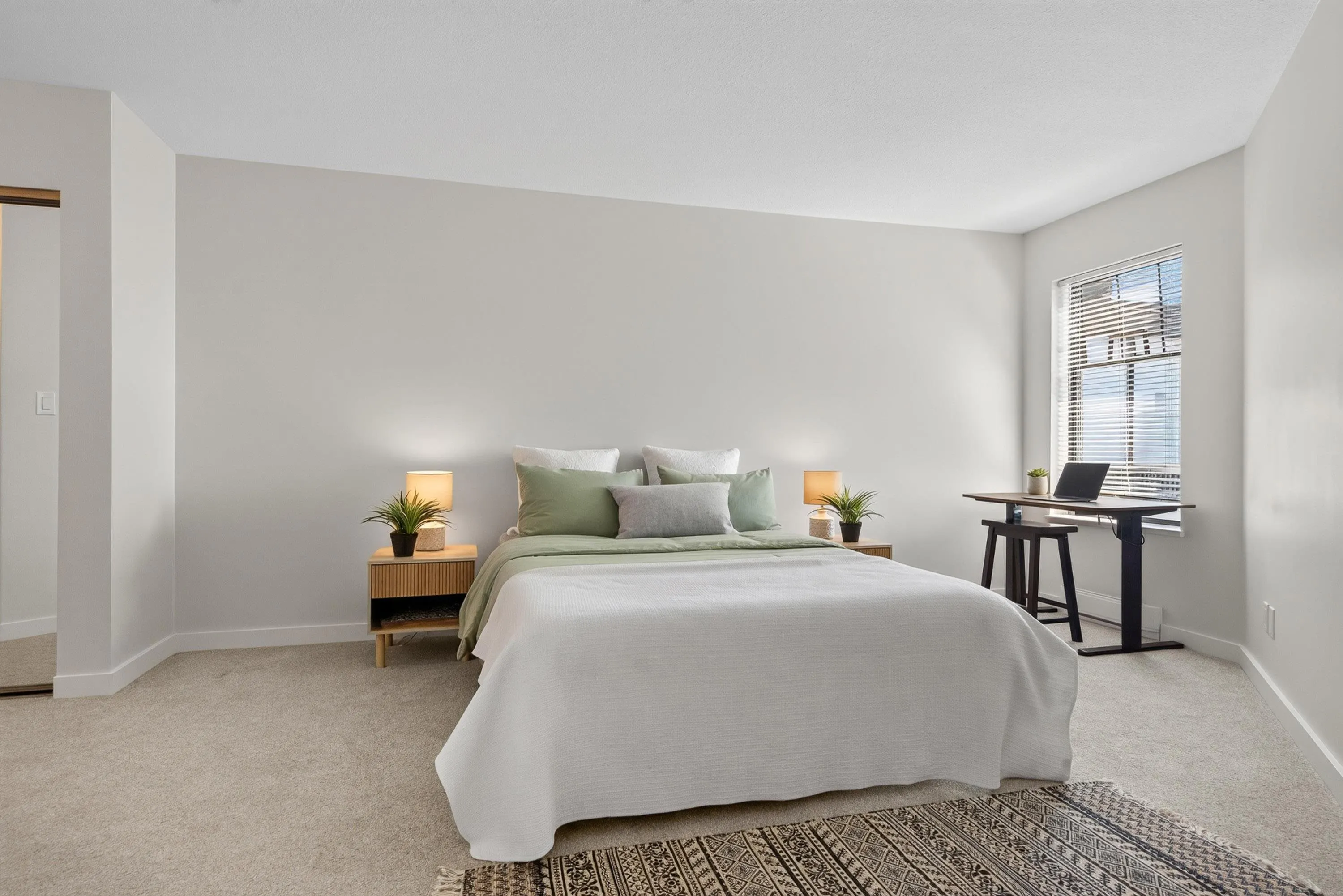 15080 Prospect Avenue #206