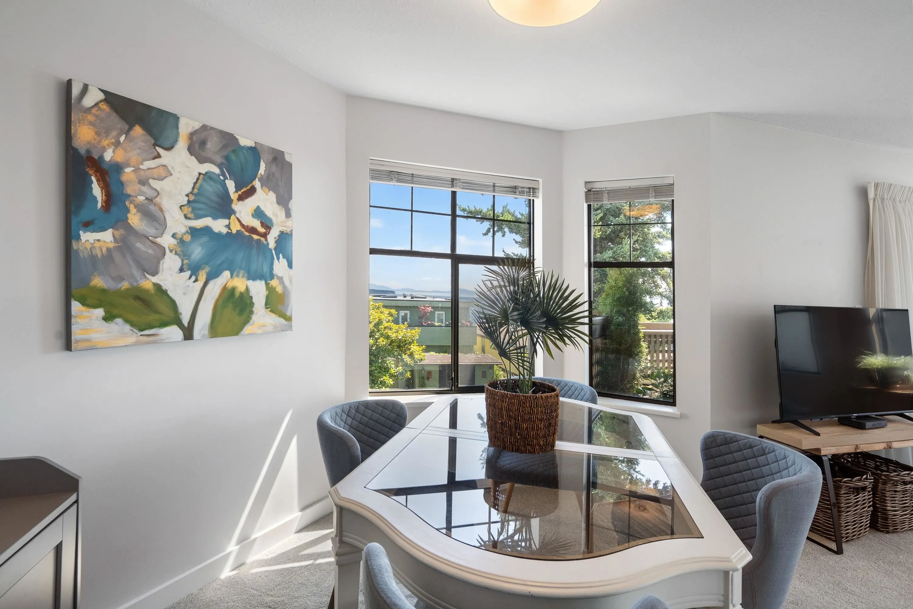 15080 Prospect Avenue #206