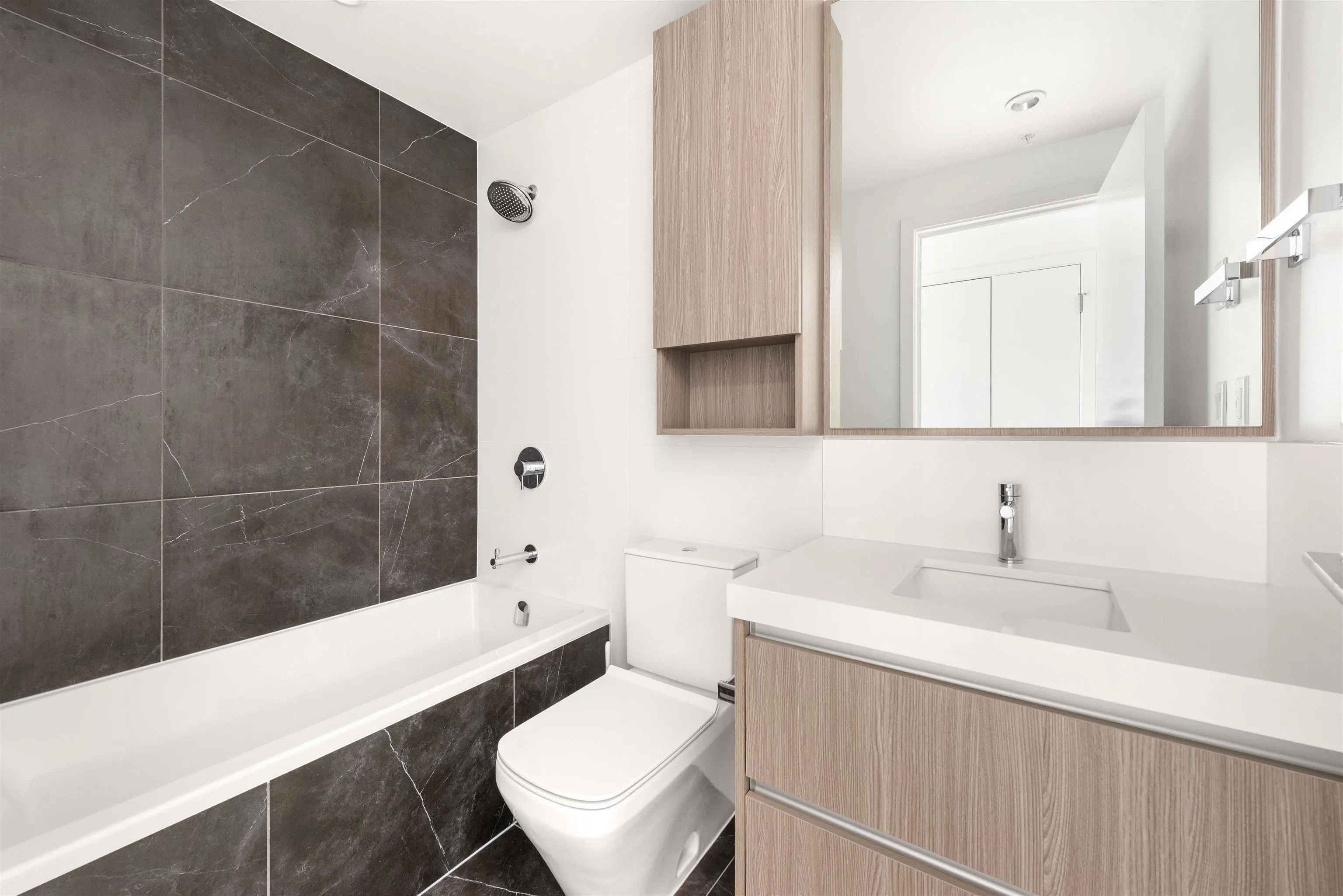 6080 Mckay Avenue #2109