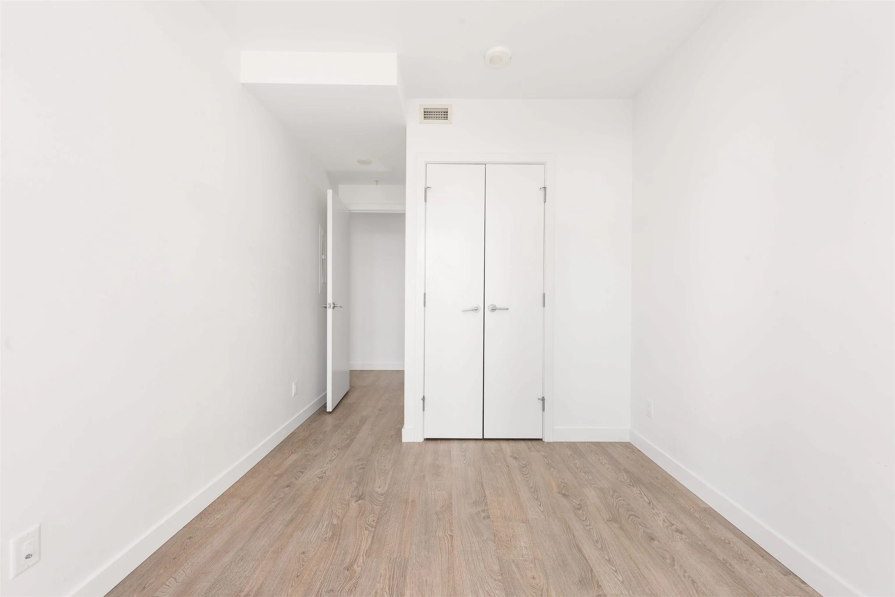 6080 Mckay Avenue #2109
