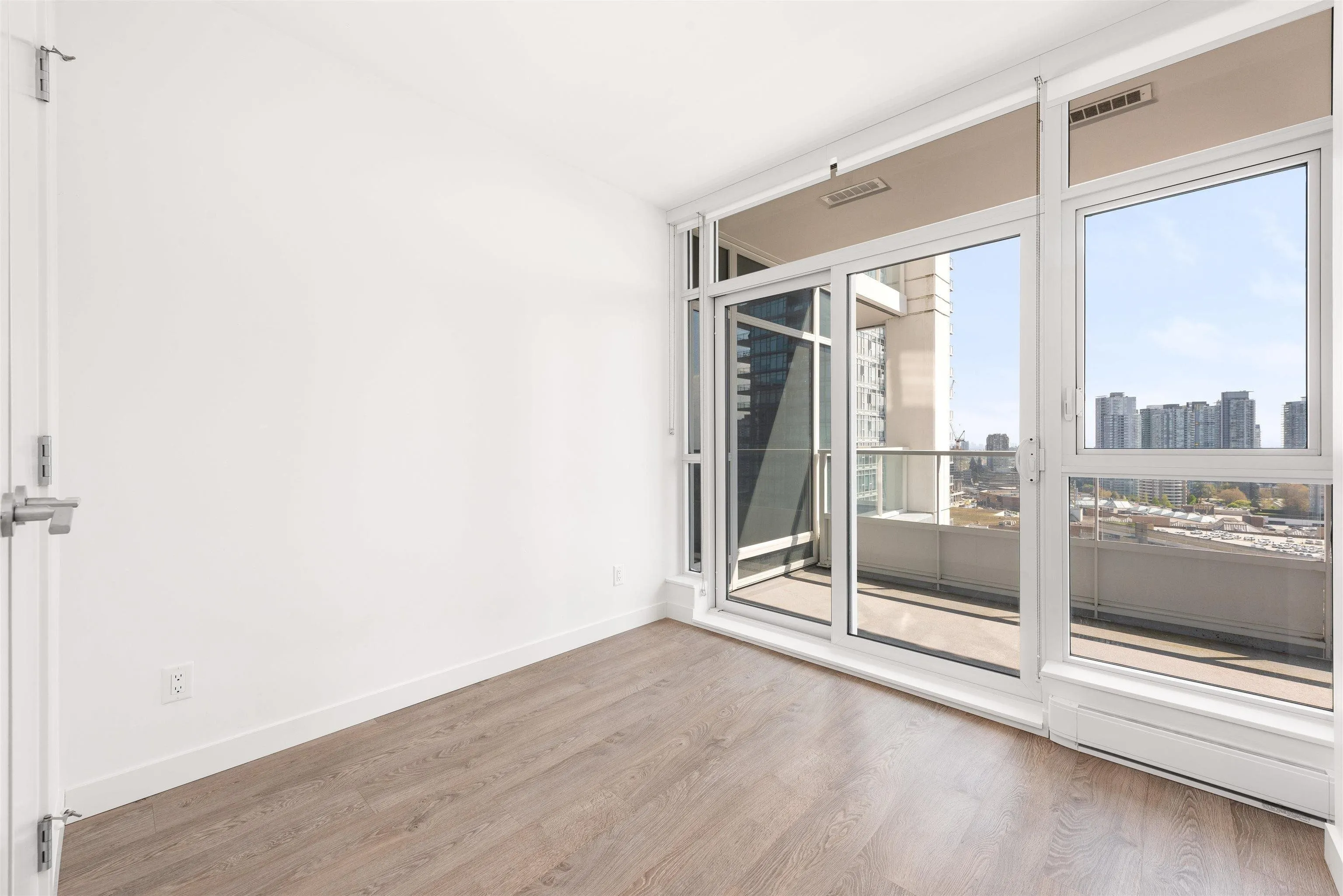6080 Mckay Avenue #2109