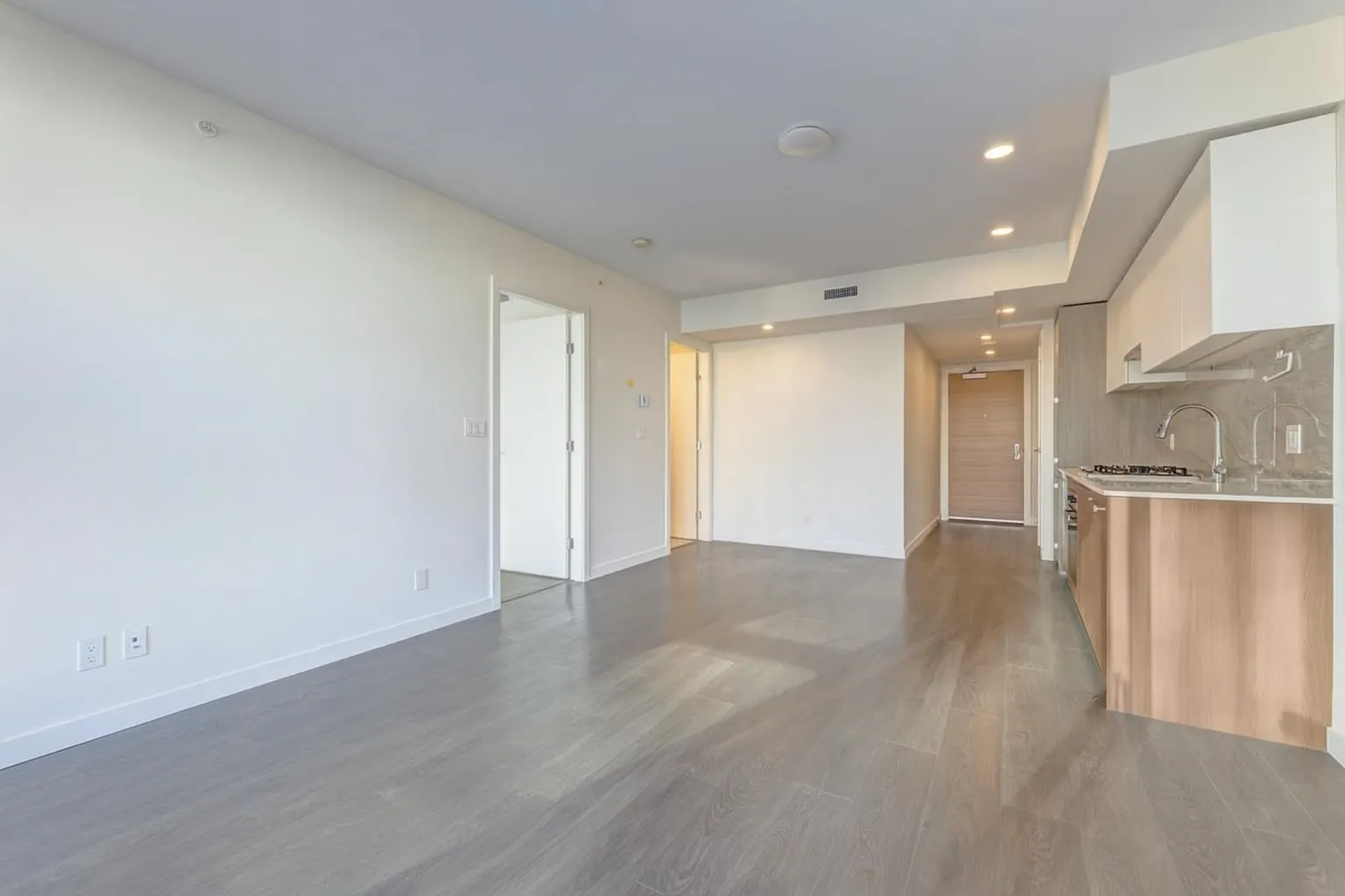 6633 Buswell Street #709
