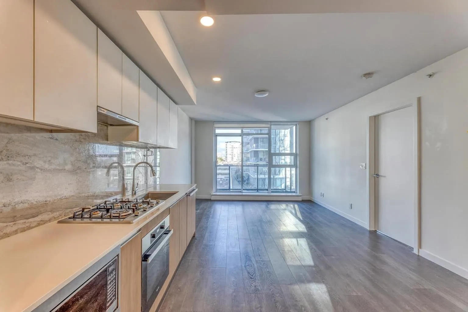6633 Buswell Street #709
