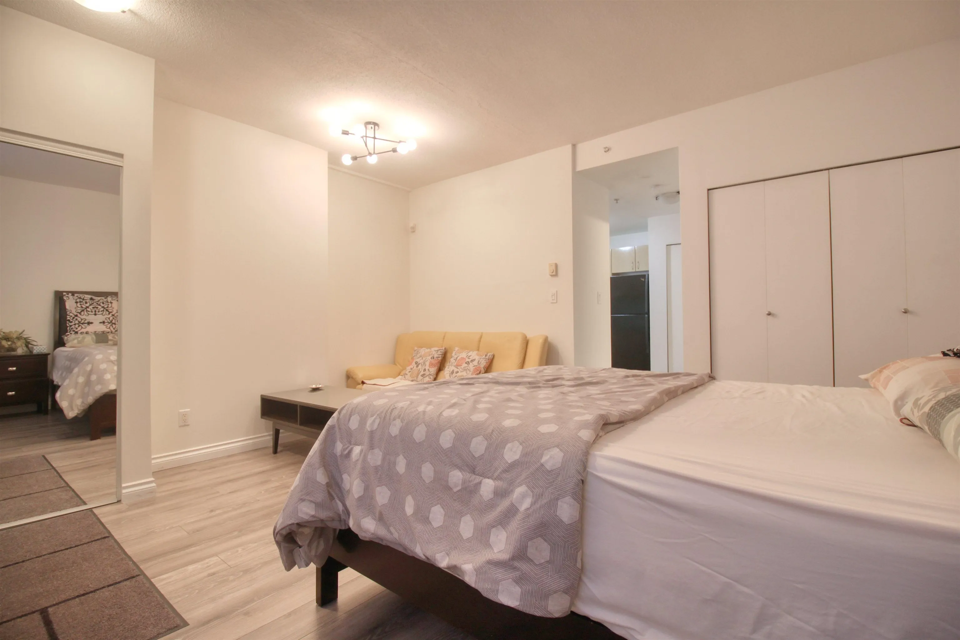 8288 Saba Road