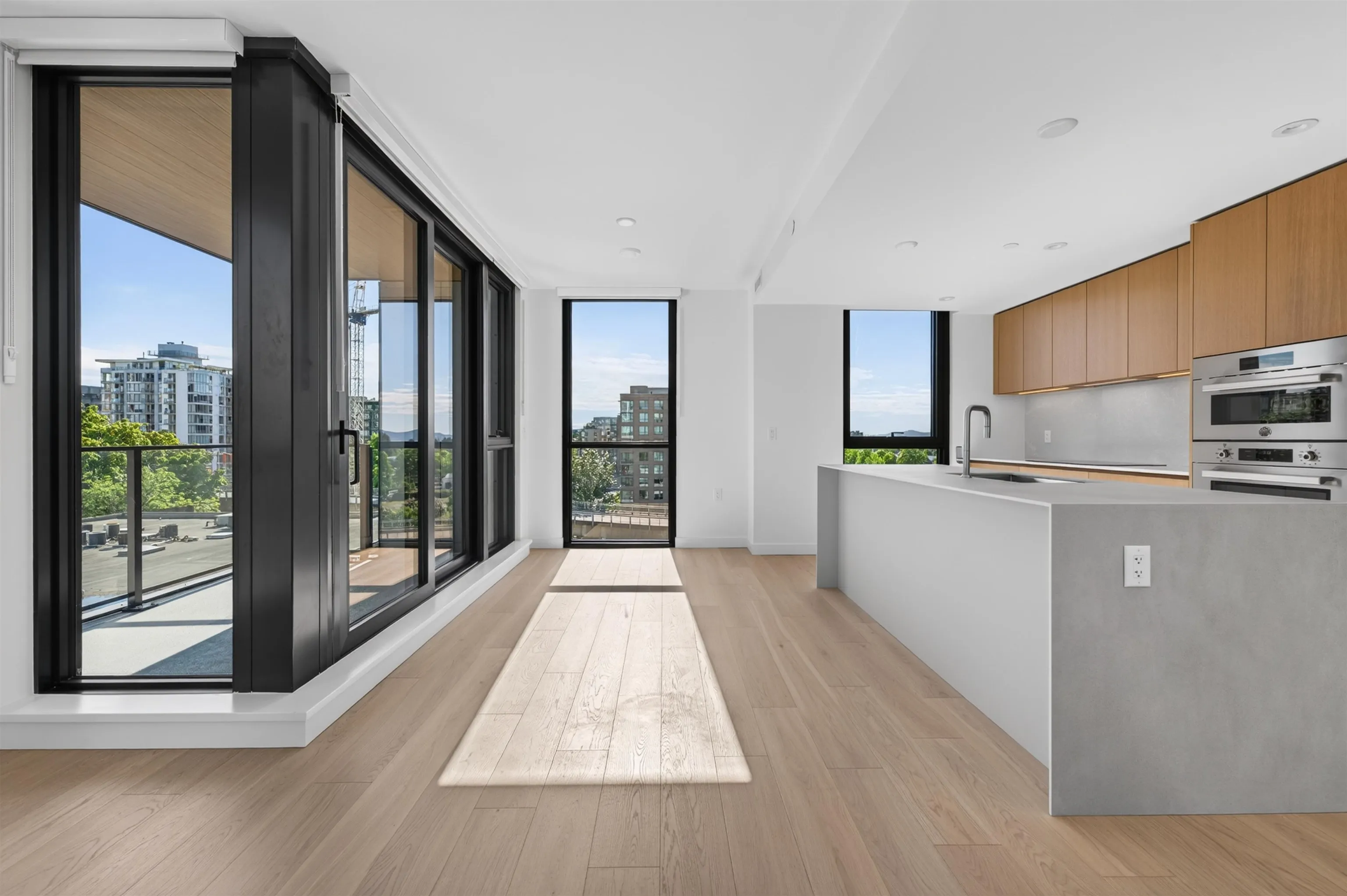 1530 W 6th Avenue #801