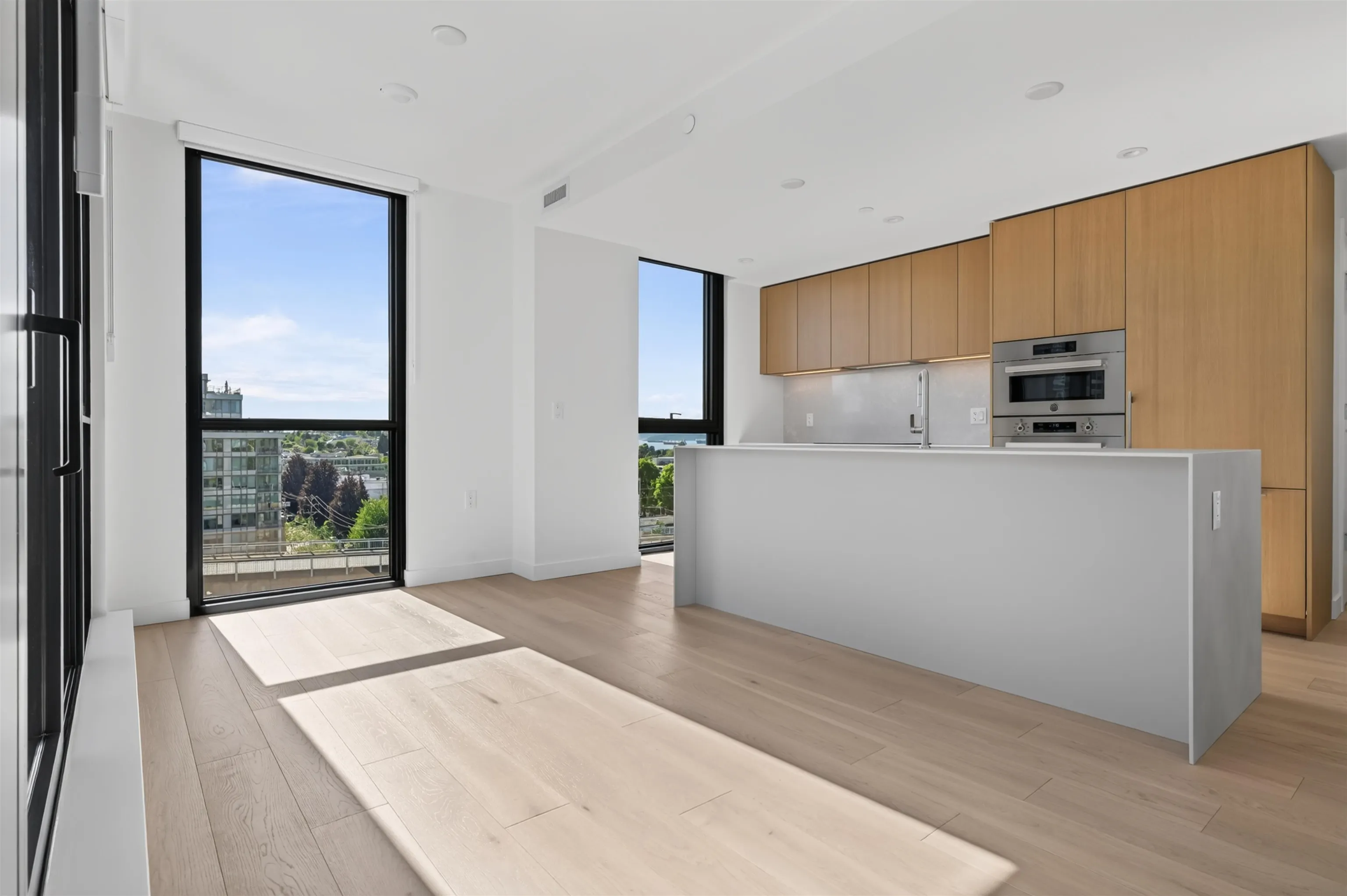 1530 W 6th Avenue #801
