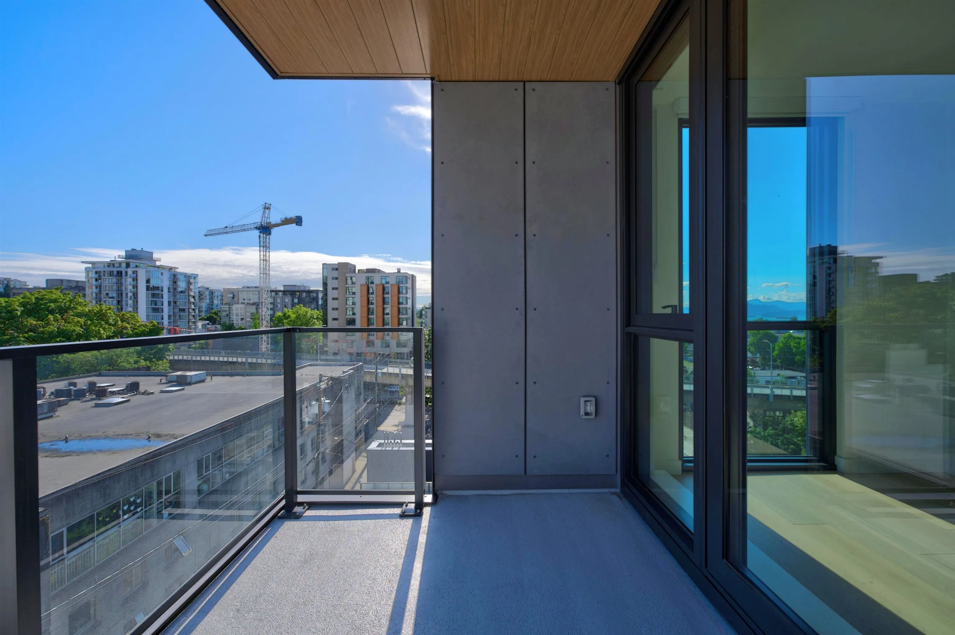 1530 W 6th Avenue #801