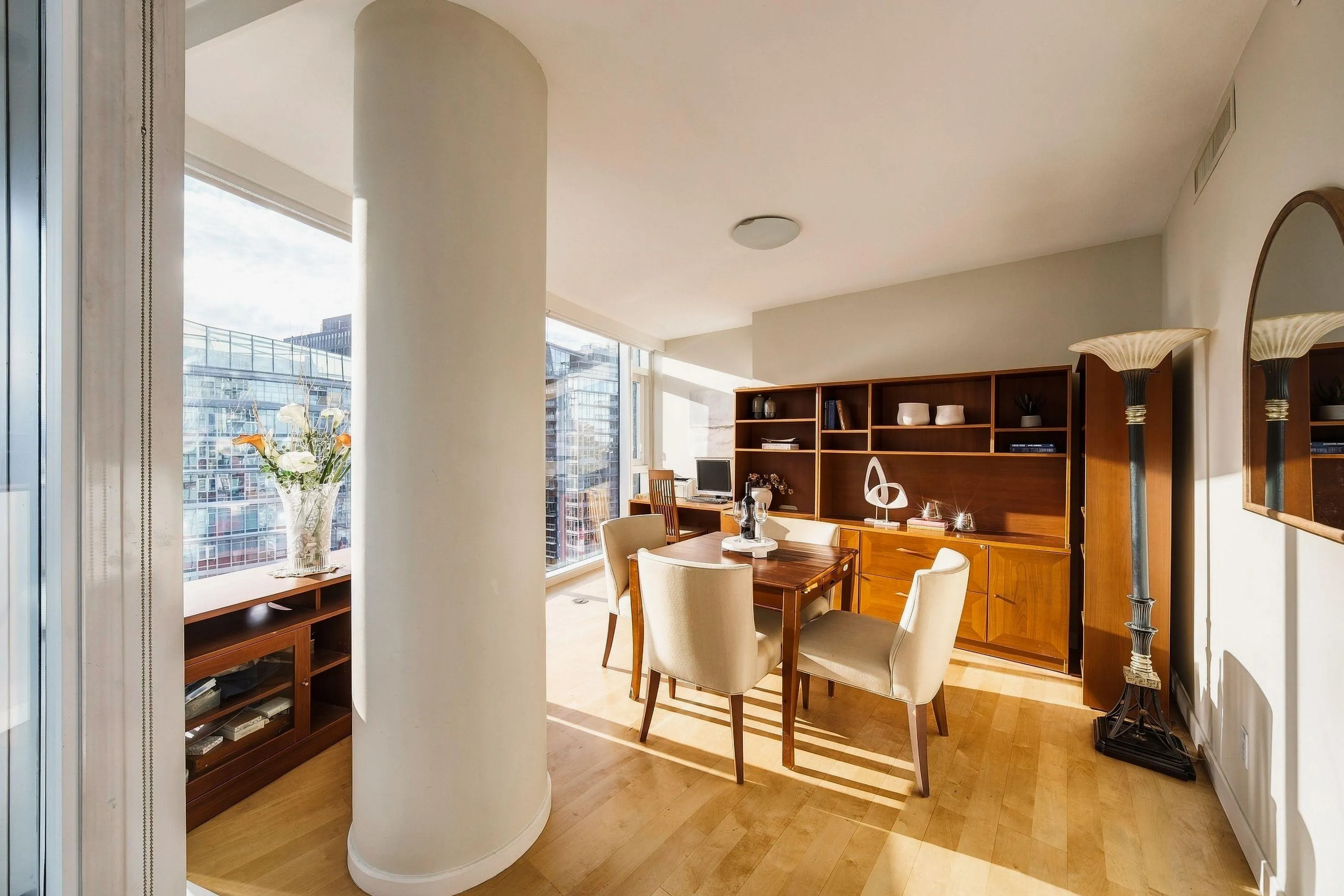 1281 W Cordova Street #2602