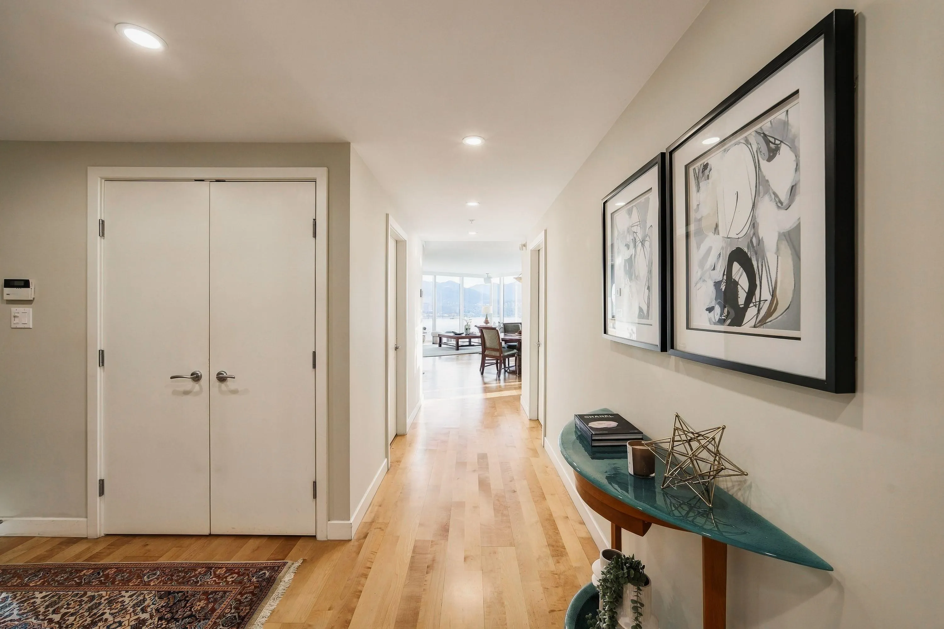 1281 W Cordova Street #2602