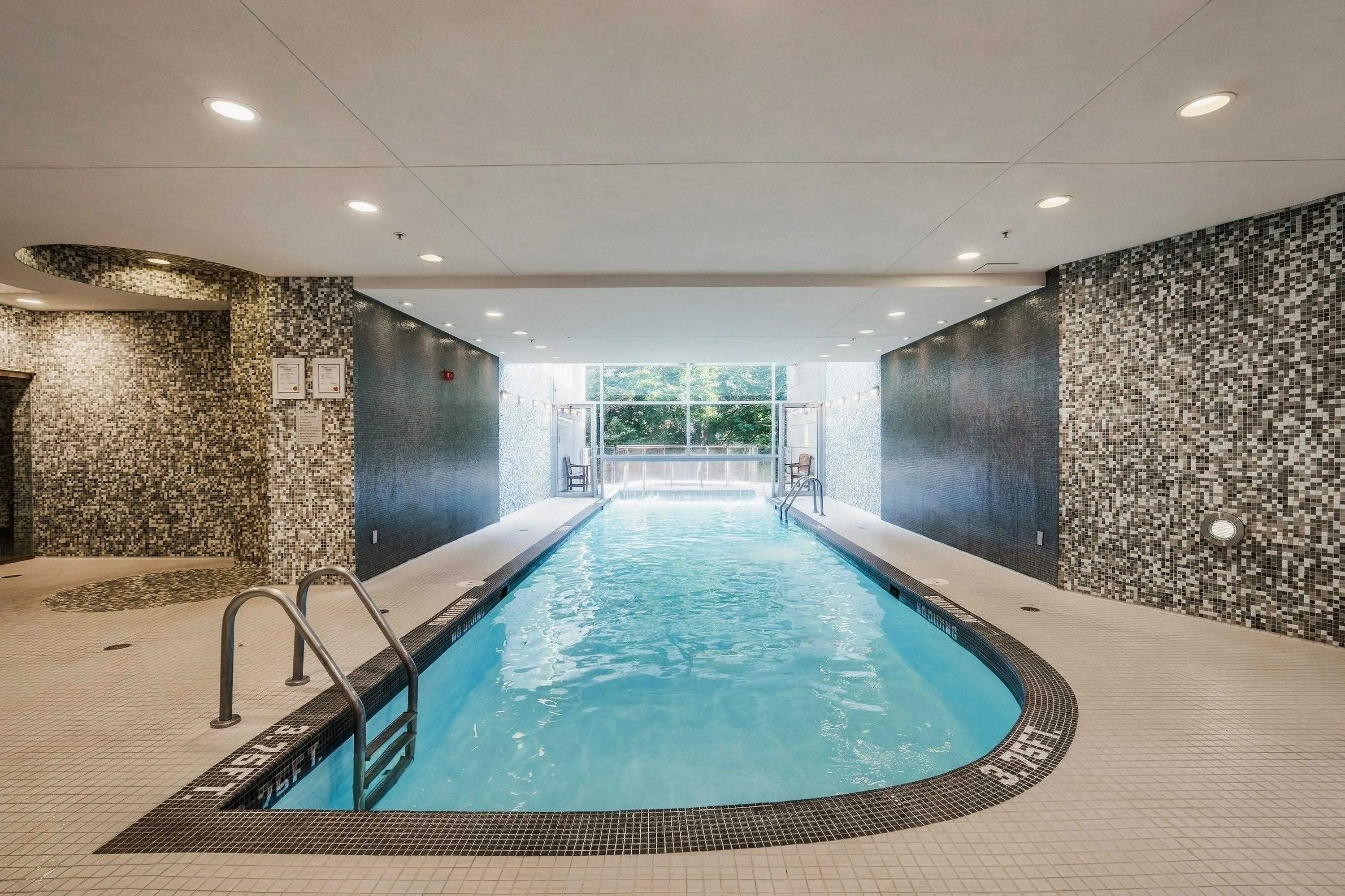 1281 W Cordova Street #2602