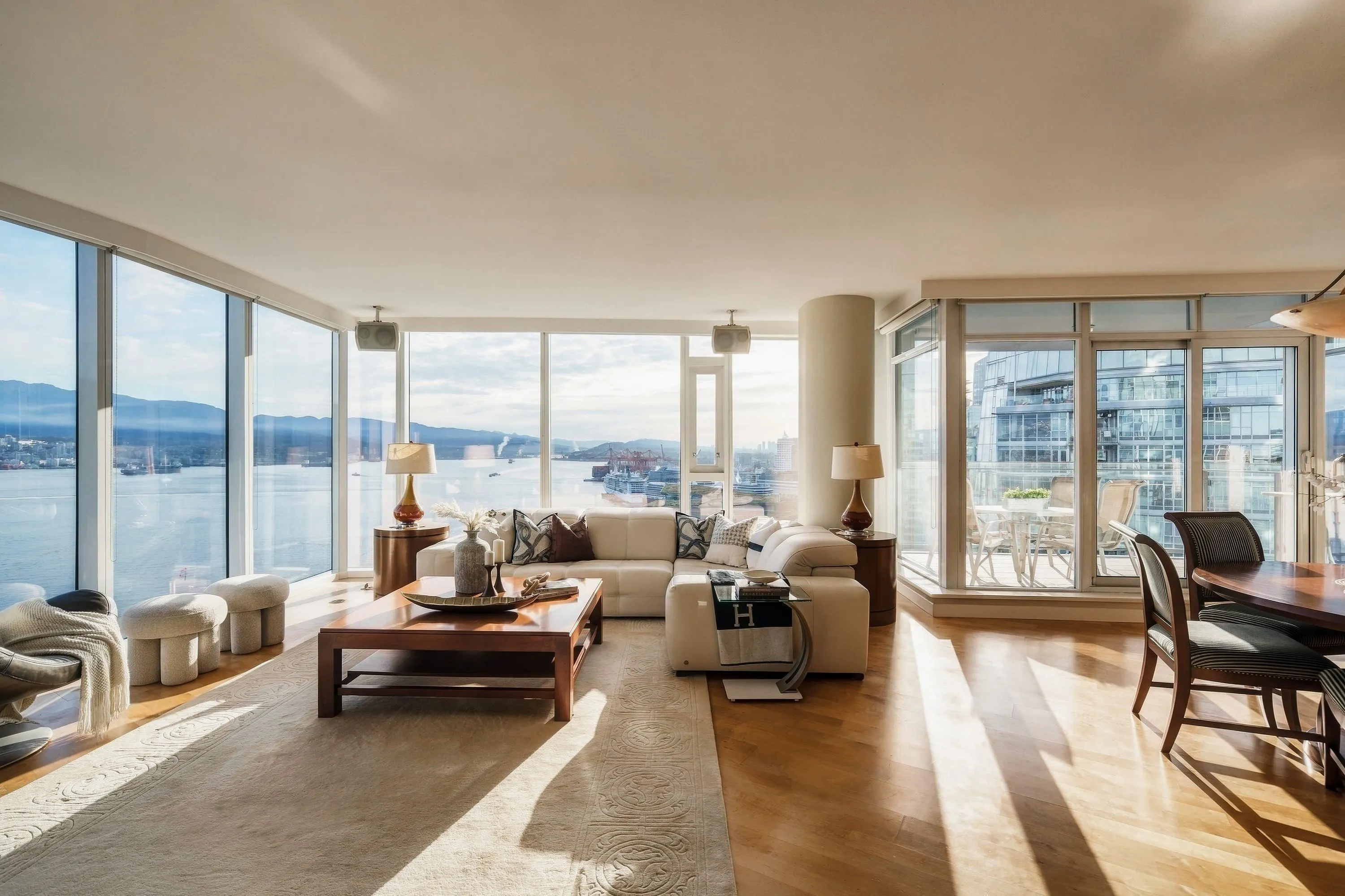 1281 W Cordova Street #2602