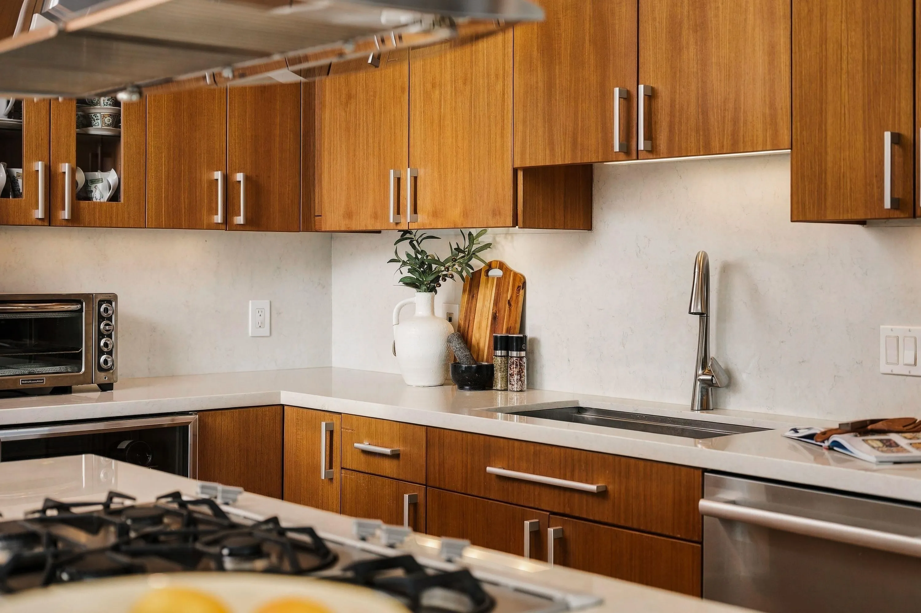 1281 W Cordova Street #2602