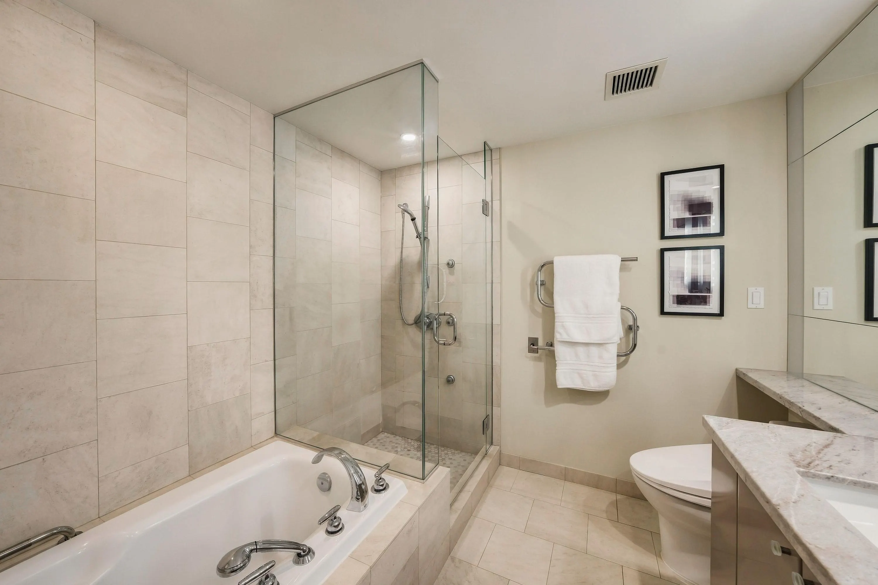 1281 W Cordova Street #2602