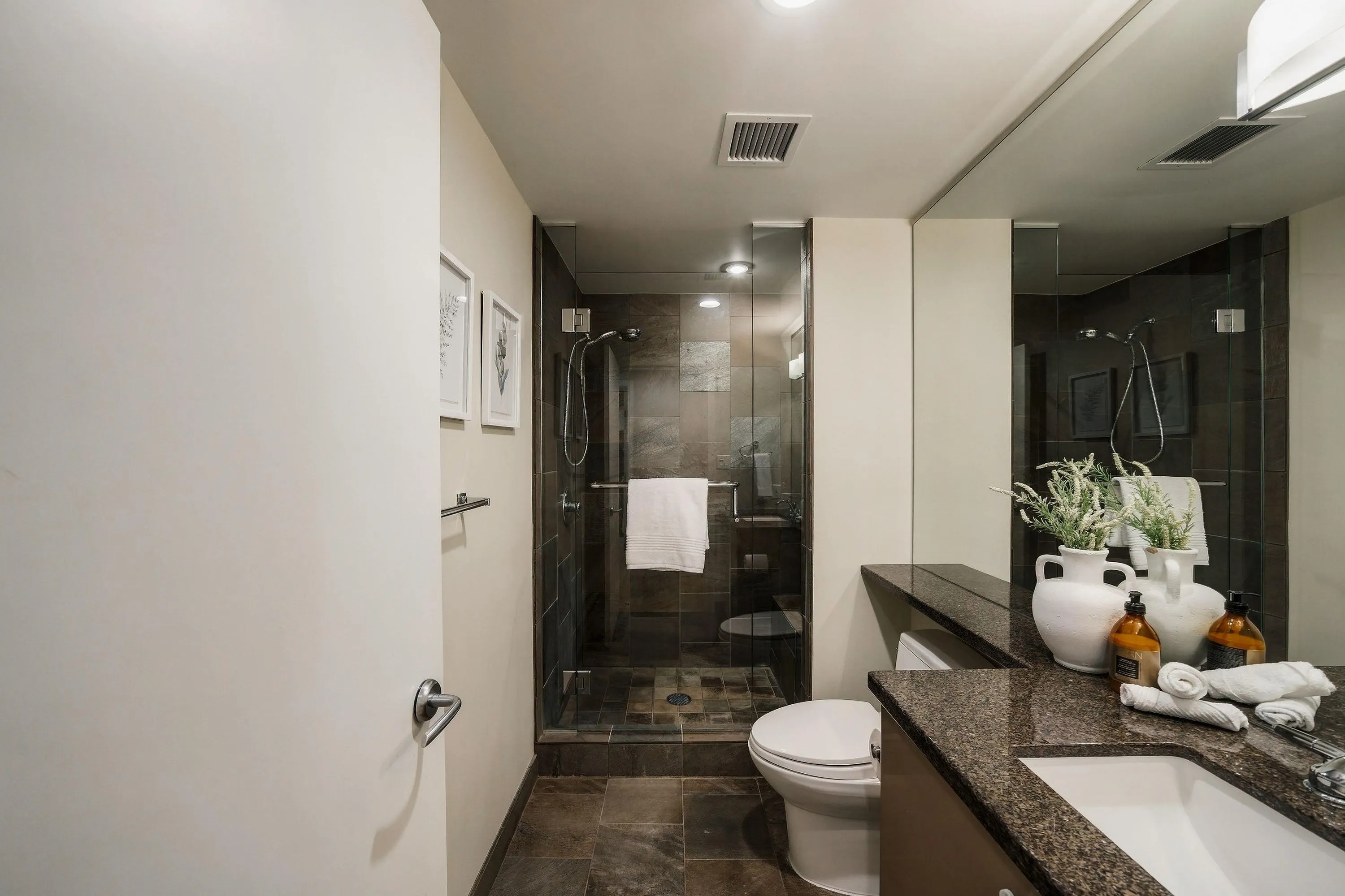 1281 W Cordova Street #2602