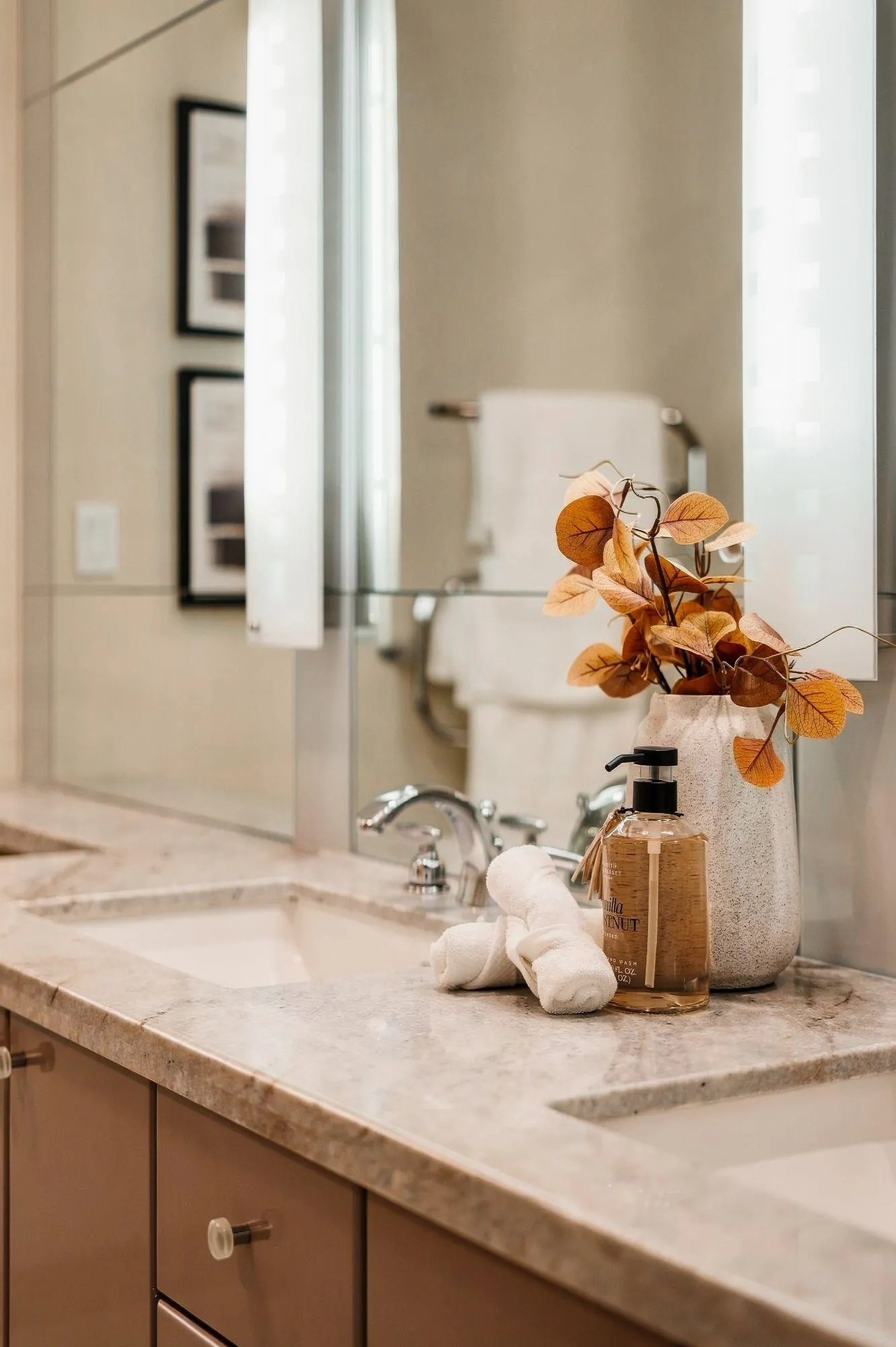 1281 W Cordova Street #2602