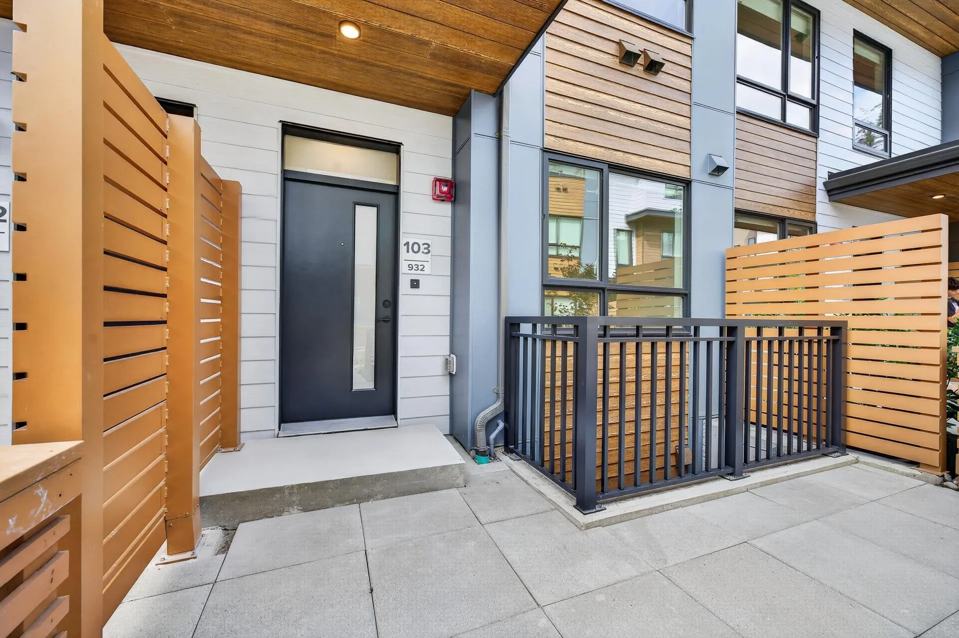 932 Lytton Street #103
