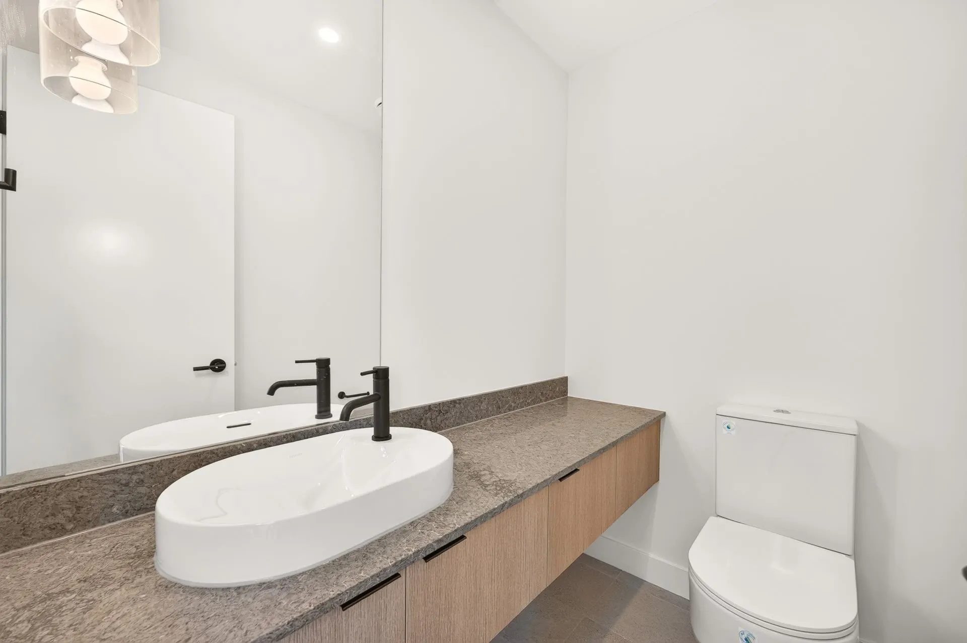 934 Lytton Street #103