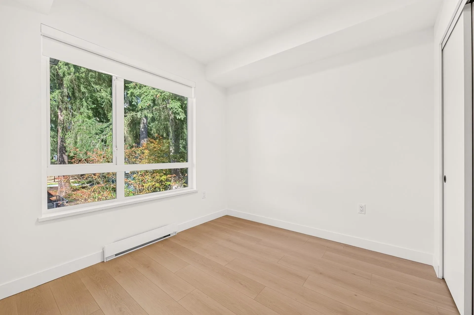 934 Lytton Street #103