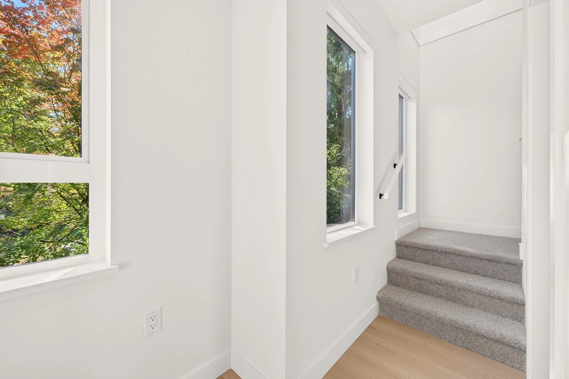 934 Lytton Street #103