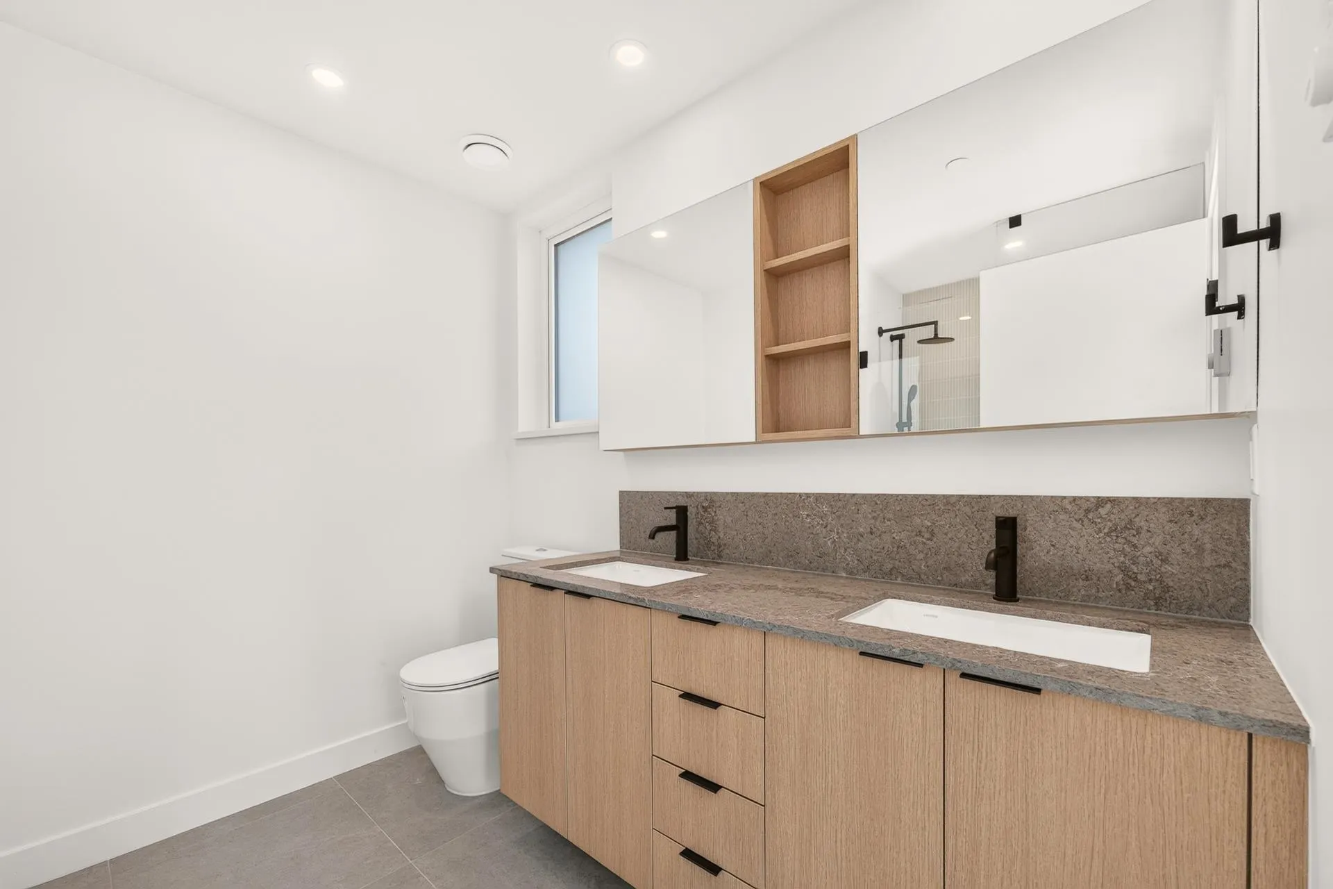 934 Lytton Street #103
