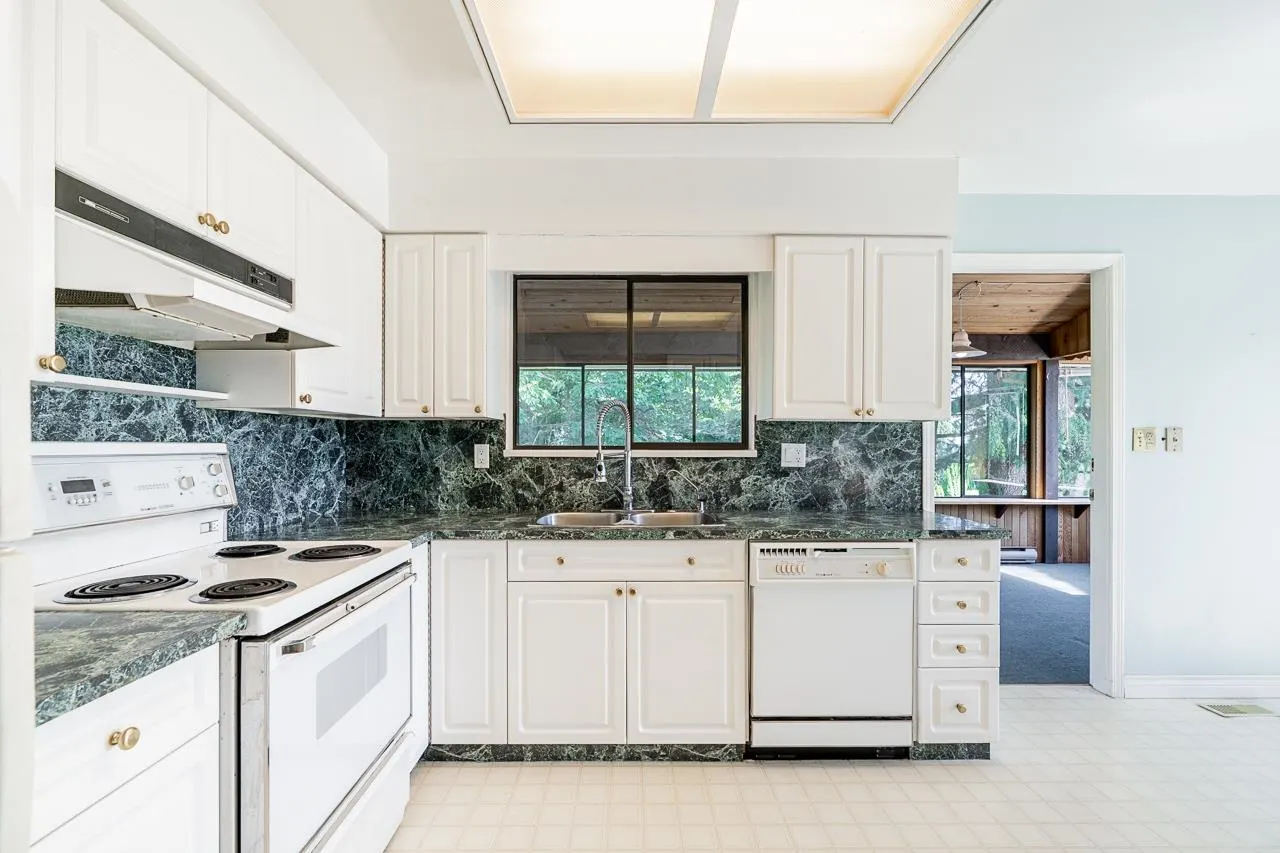 5462 Bakerview Drive