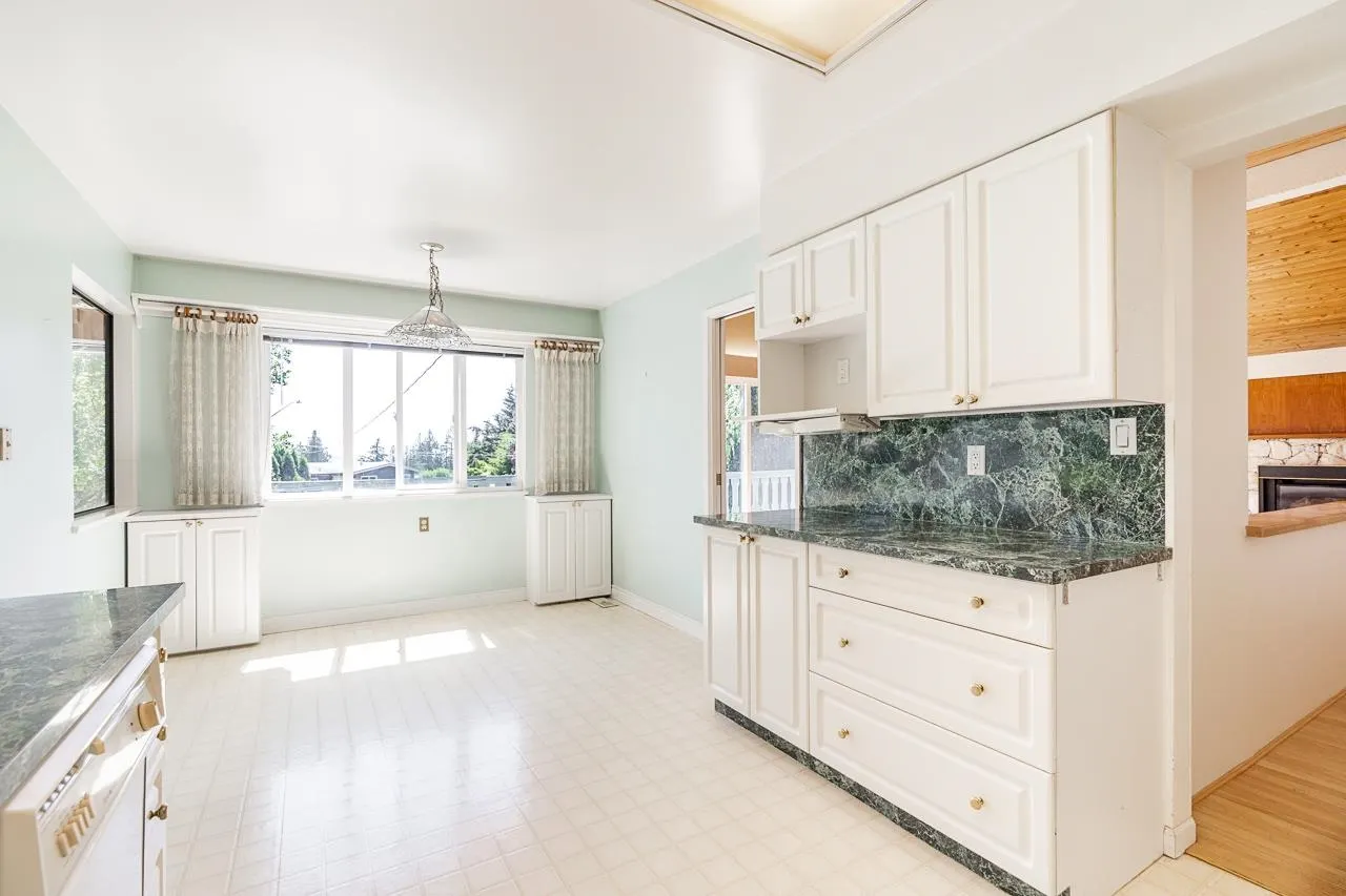 5462 Bakerview Drive