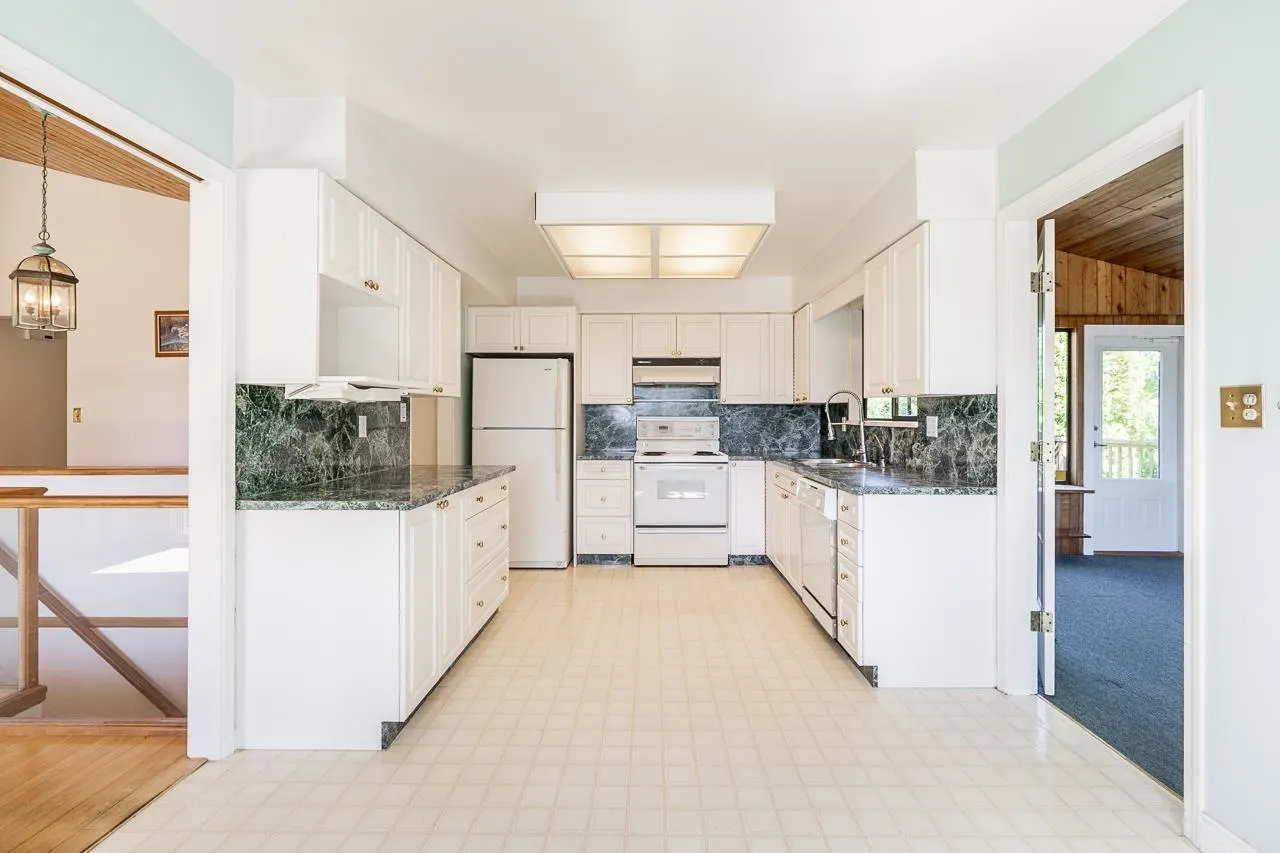 5462 Bakerview Drive