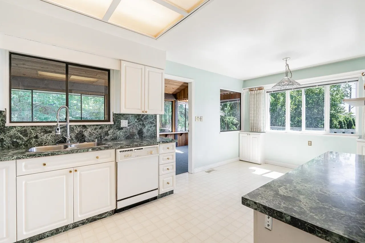5462 Bakerview Drive