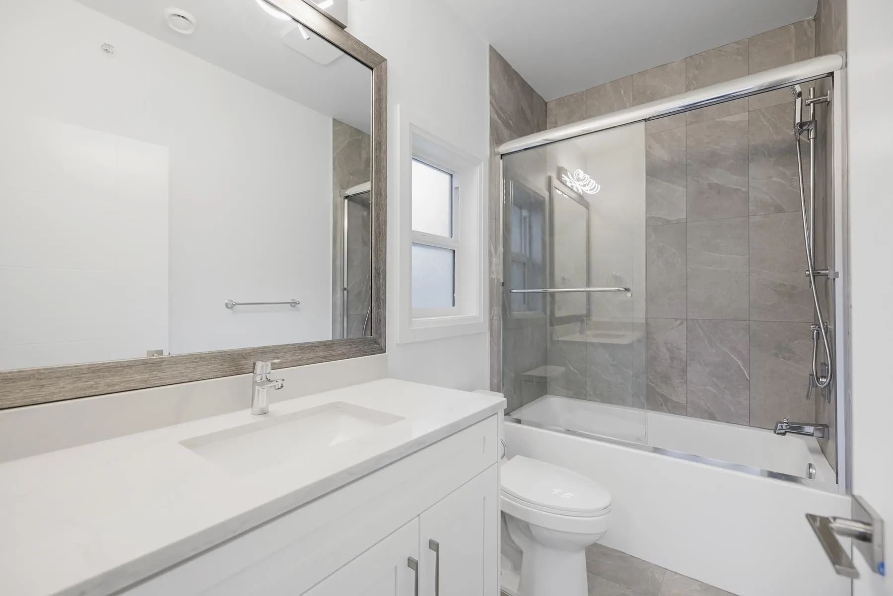 1246 Pitt River Road
