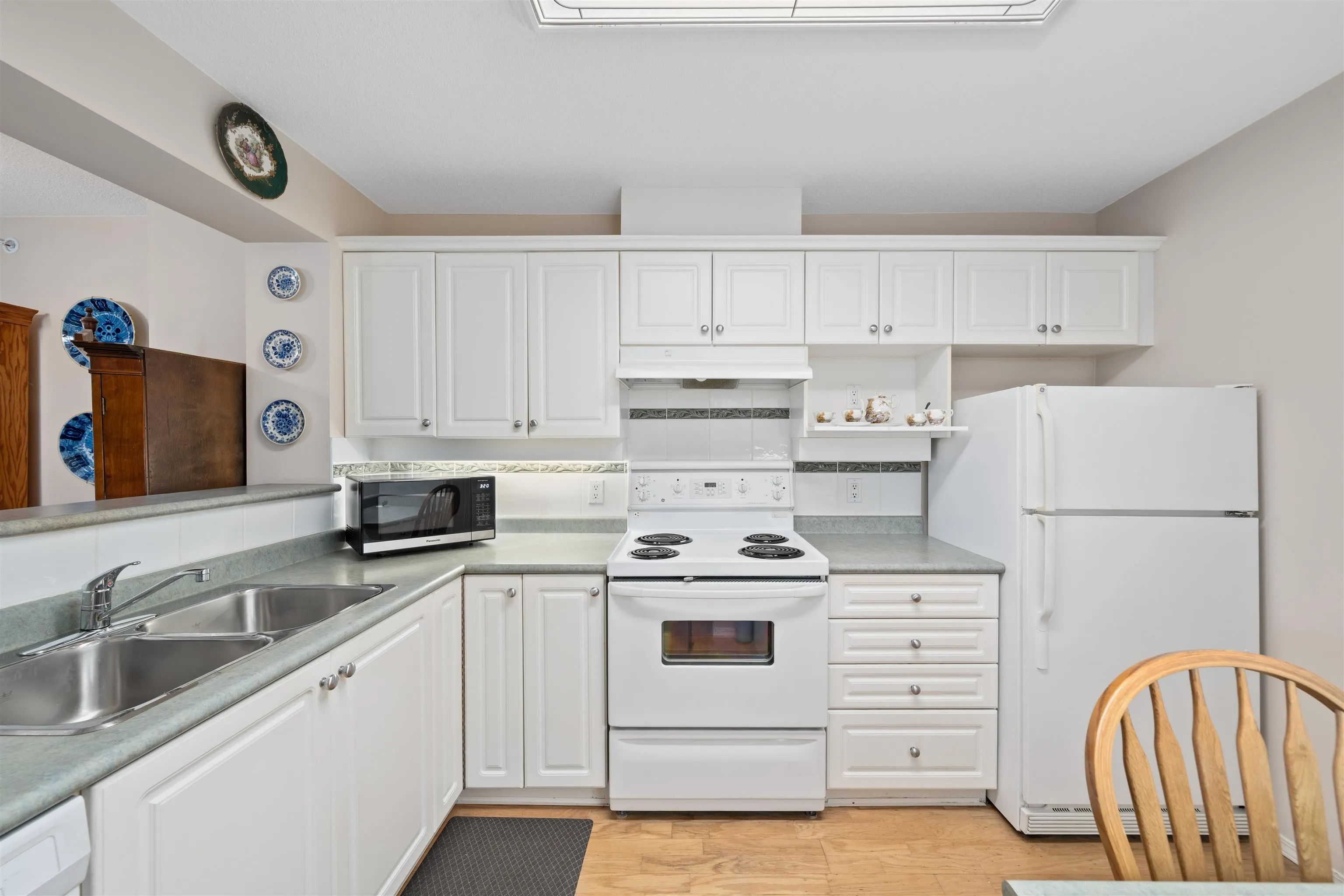 12148 224 Street #509