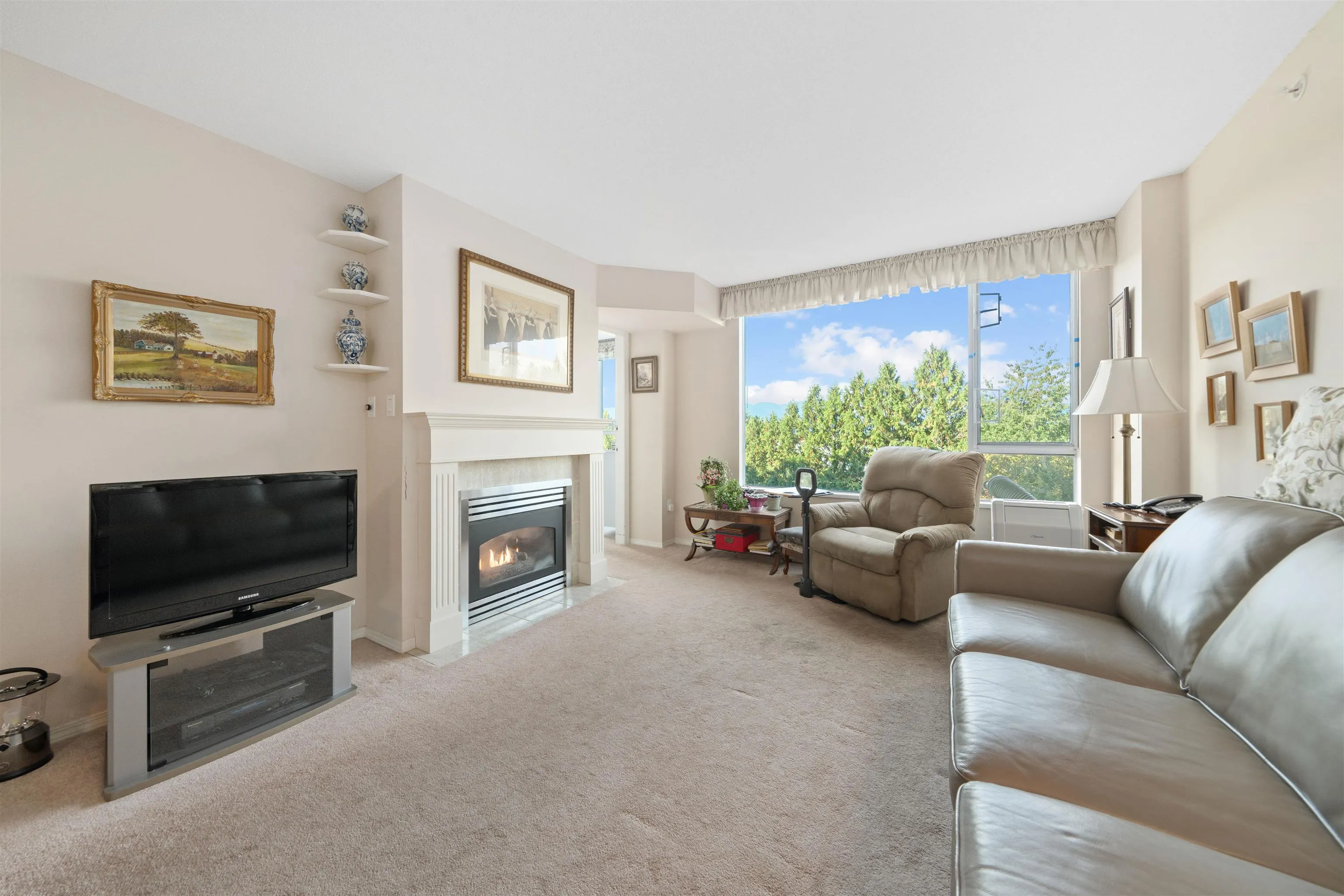 12148 224 Street #509