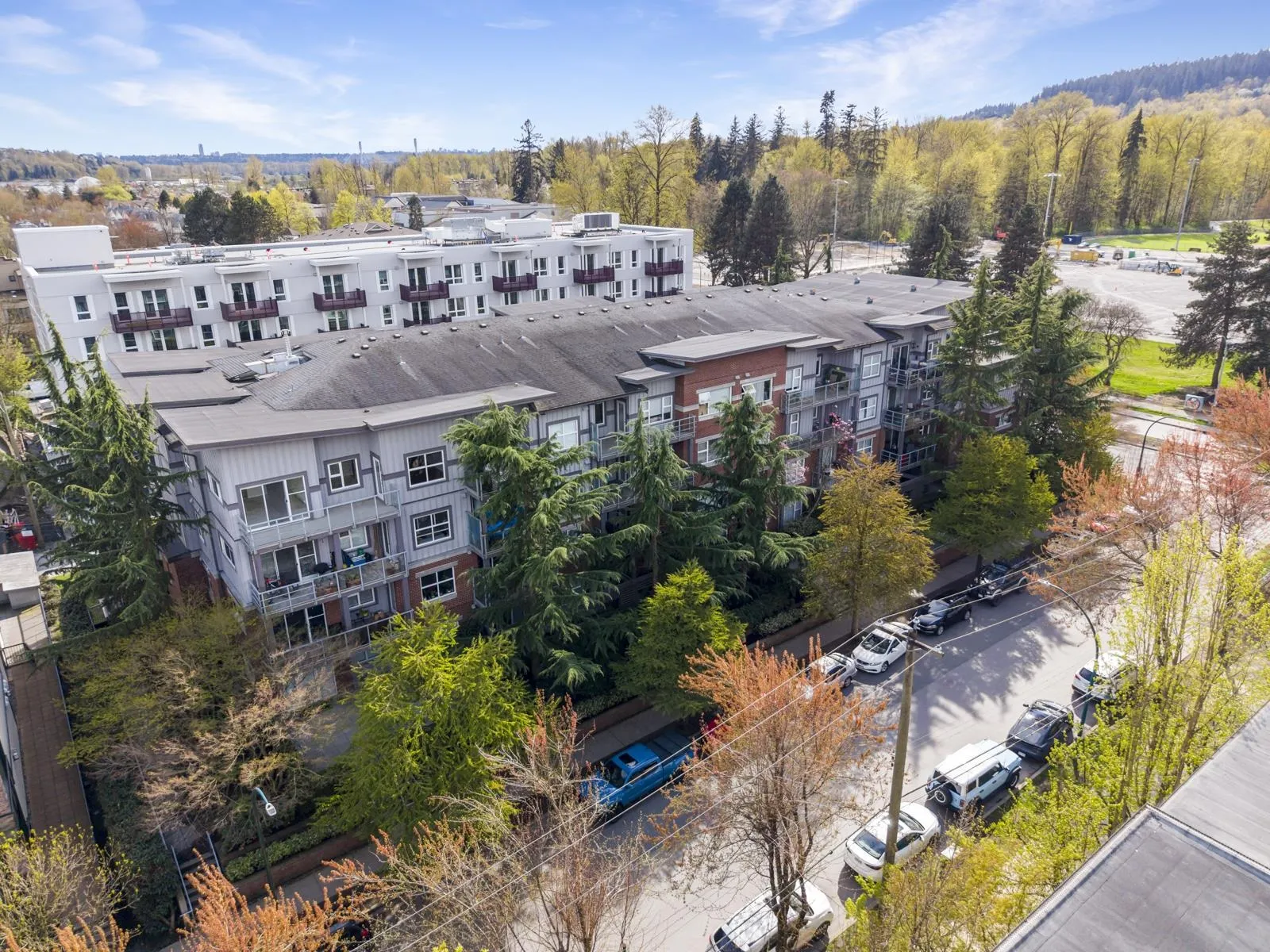 2488 Kelly Avenue #403