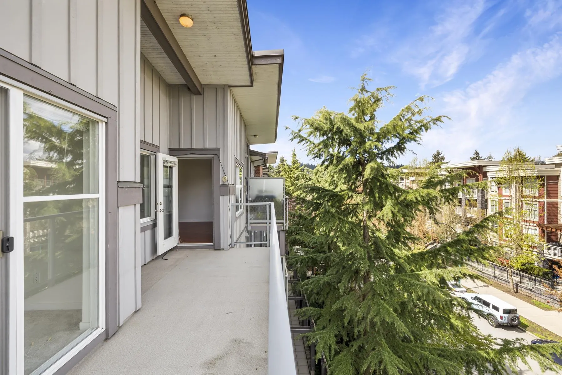 2488 Kelly Avenue #403