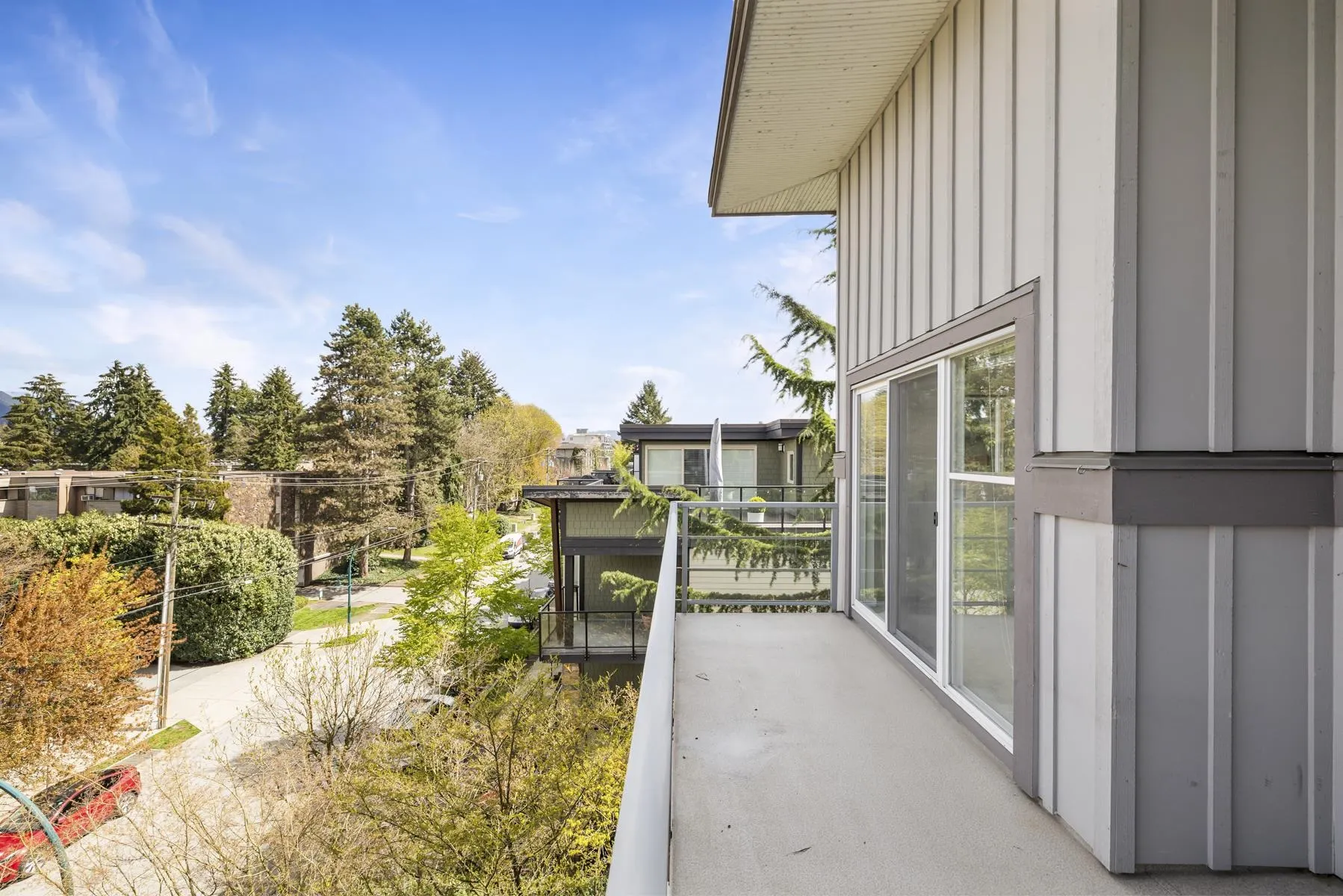 2488 Kelly Avenue #403