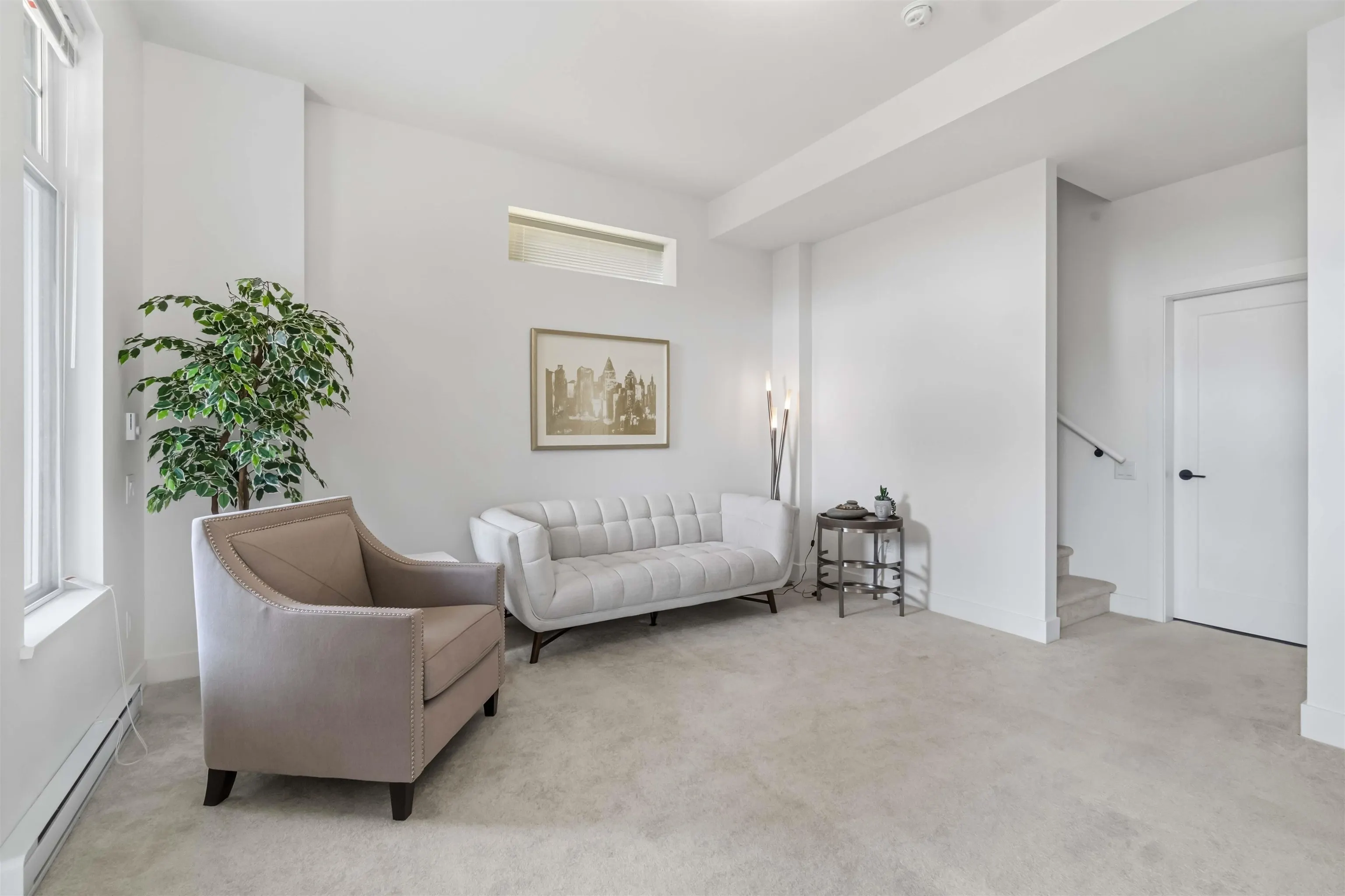 3552 Victoria Drive #9