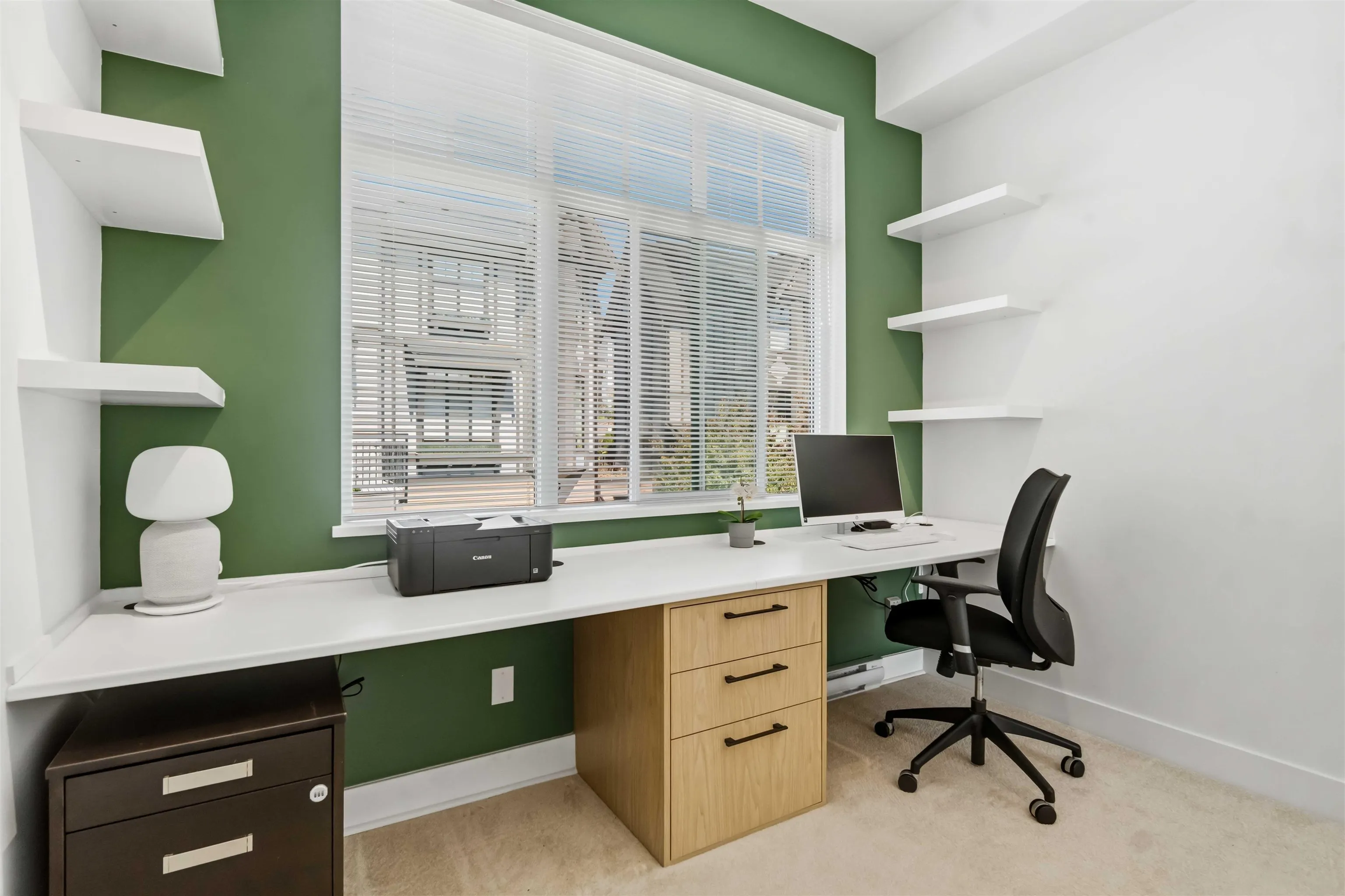 3552 Victoria Drive #9