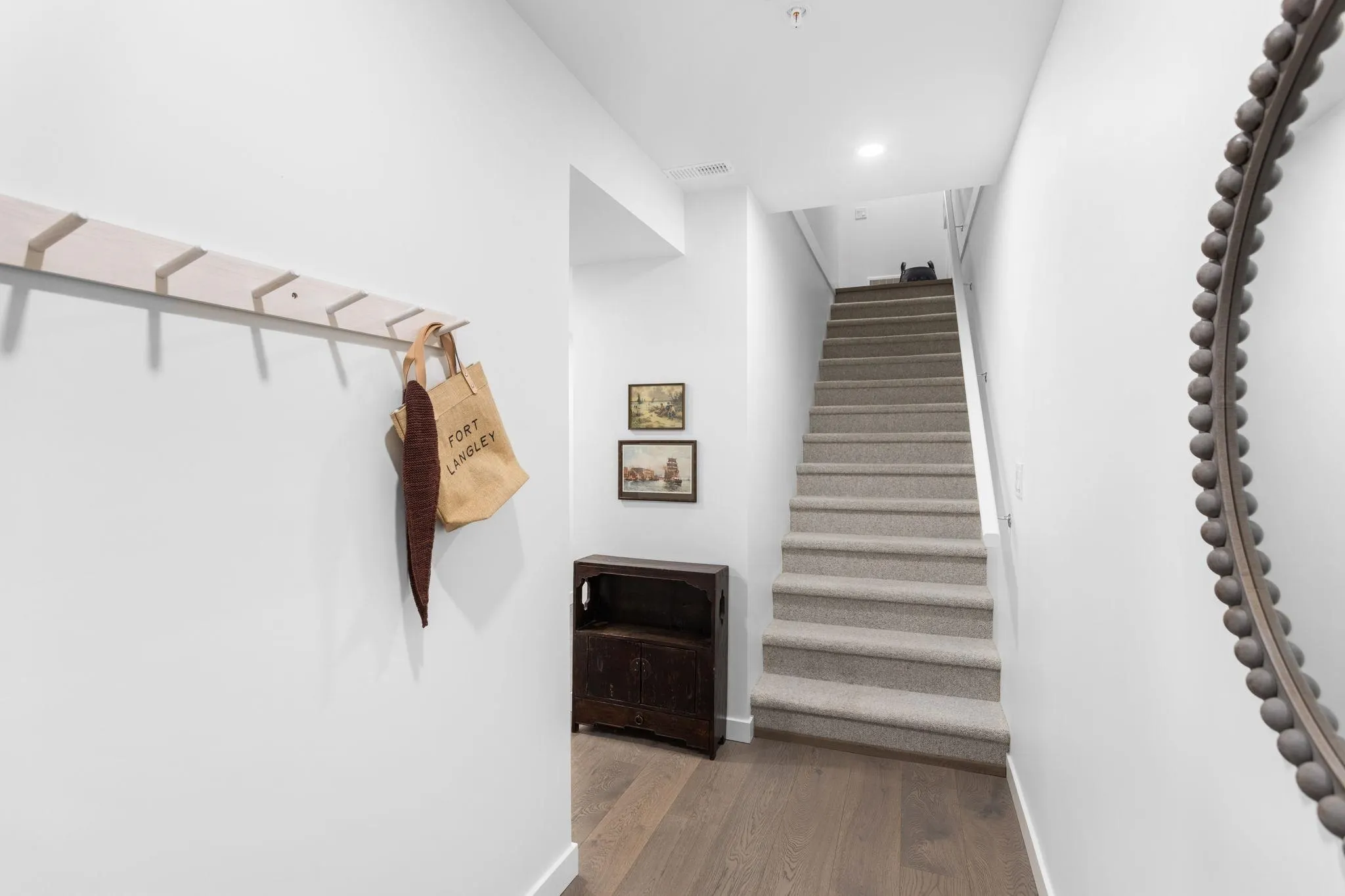 9122 King Street #30