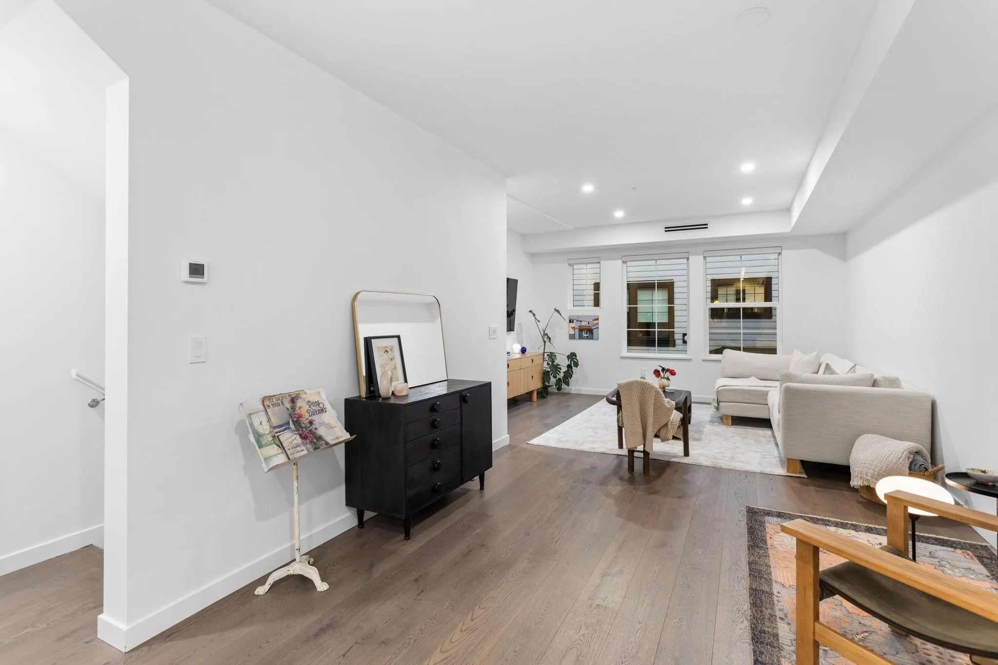 9122 King Street #30