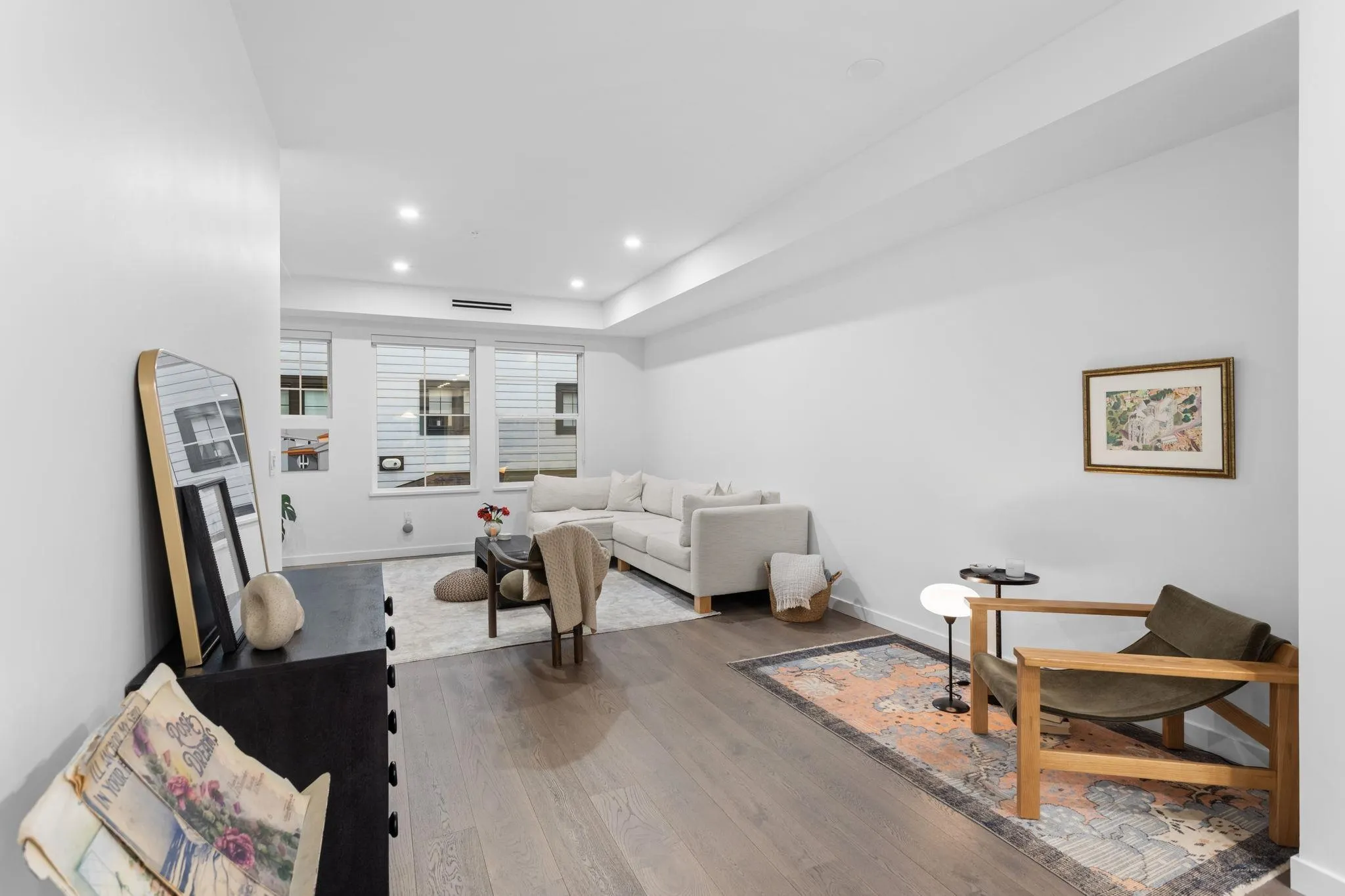 9122 King Street #30