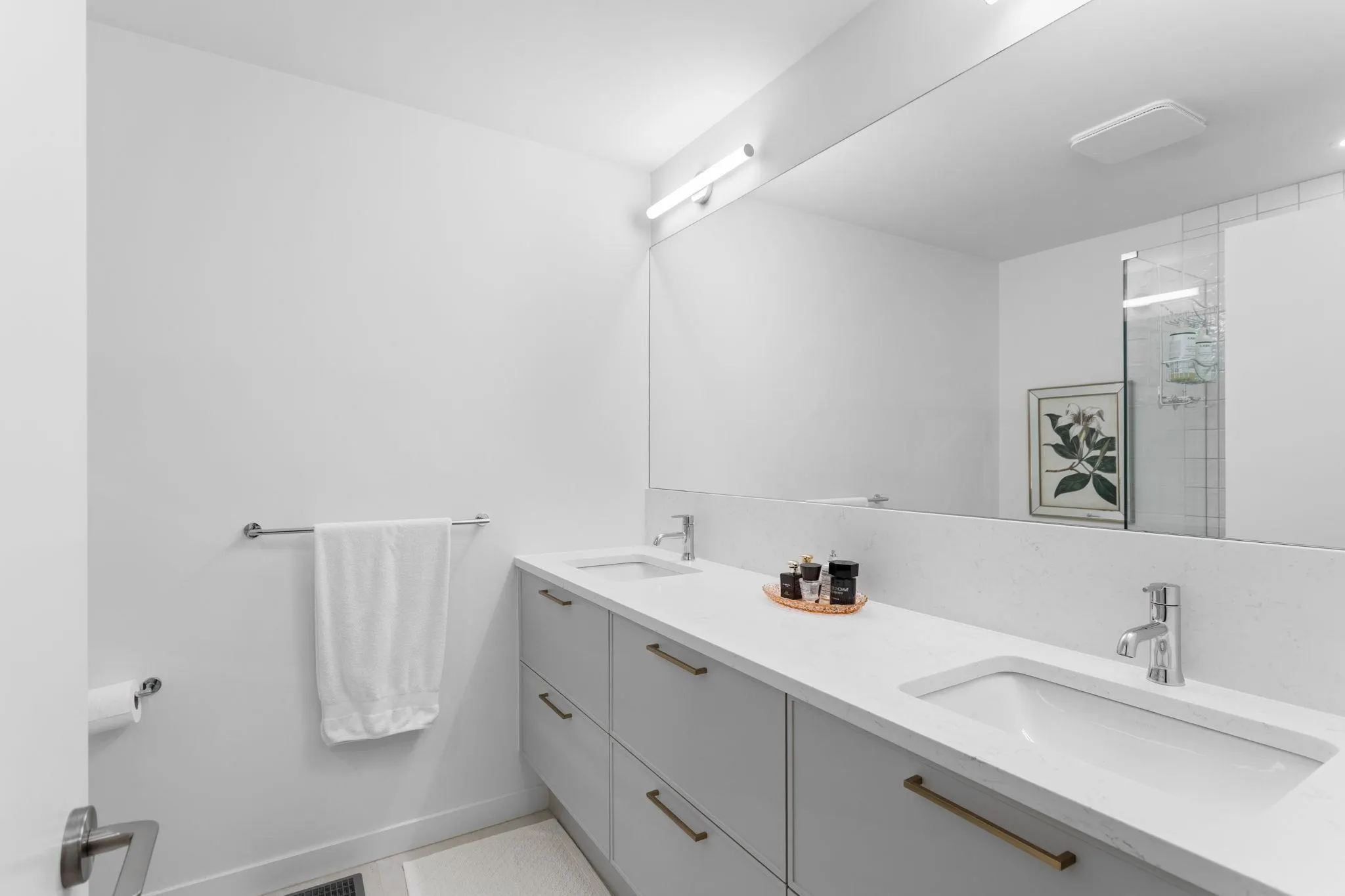 9122 King Street #30