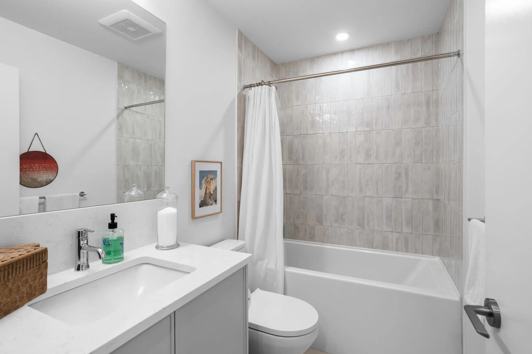 9122 King Street #30