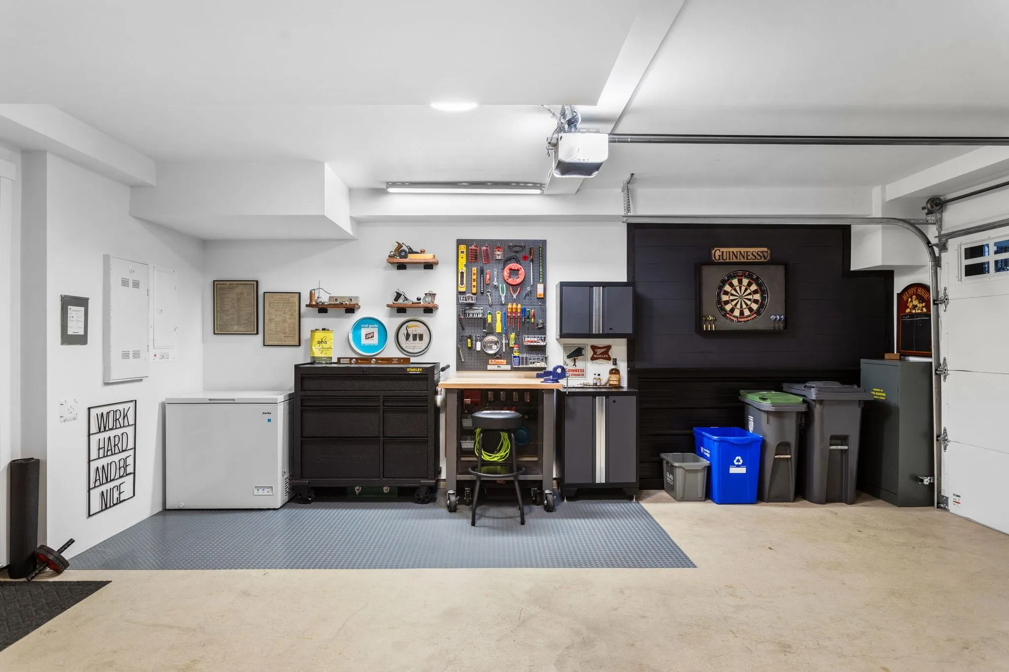 9122 King Street #30