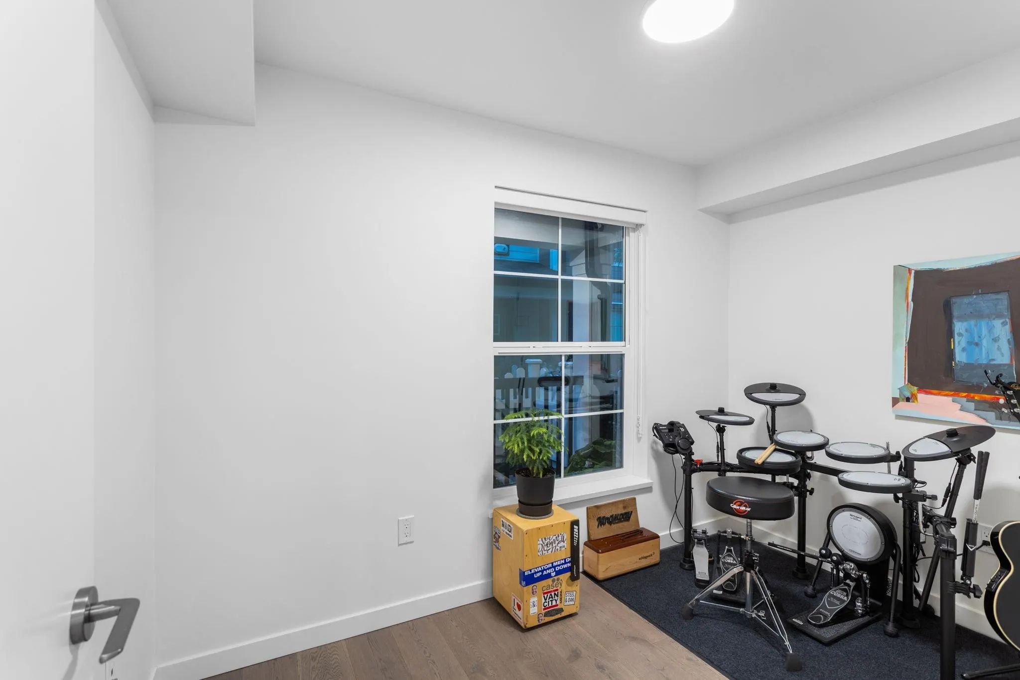 9122 King Street #30