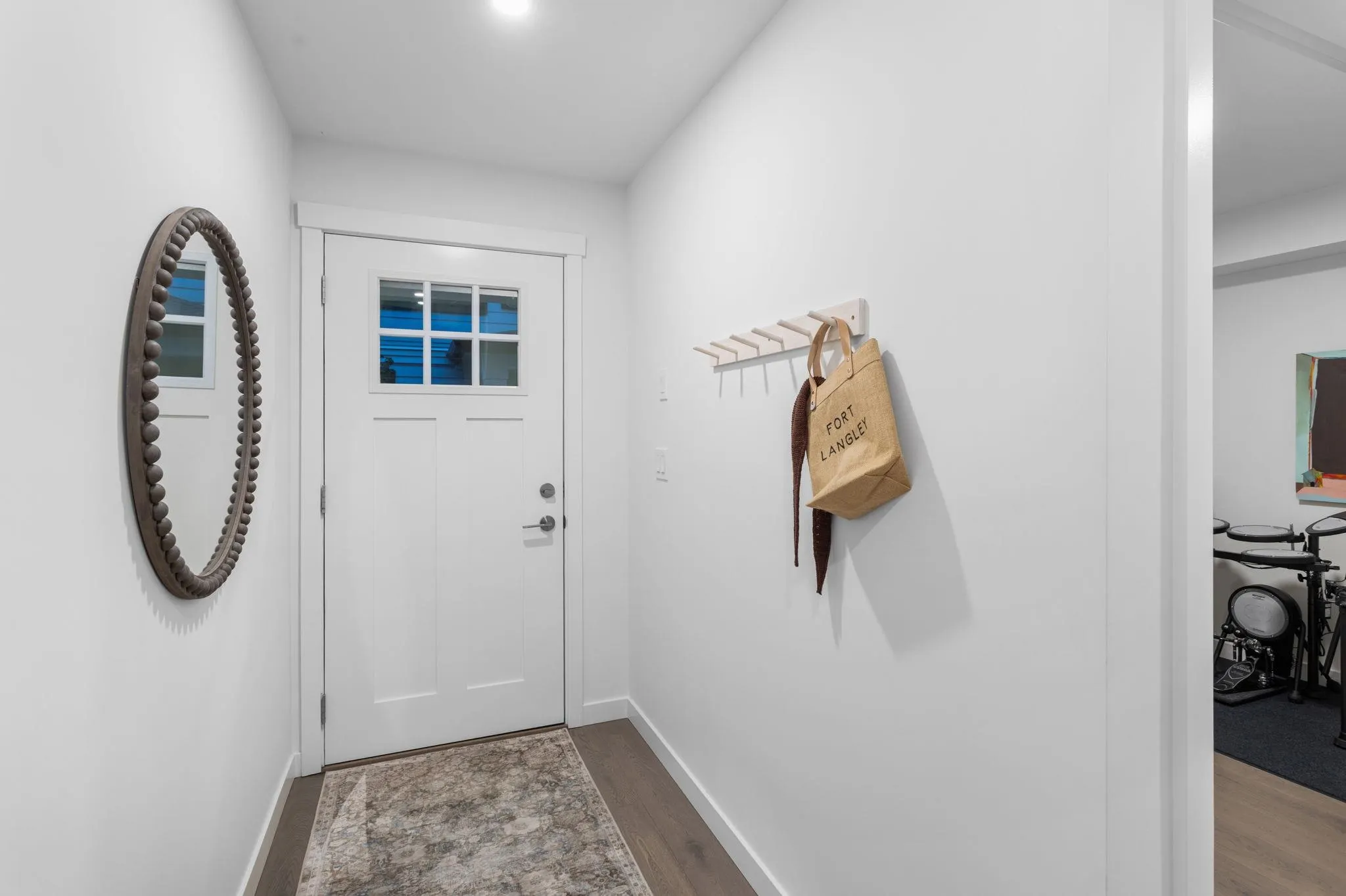 9122 King Street #30