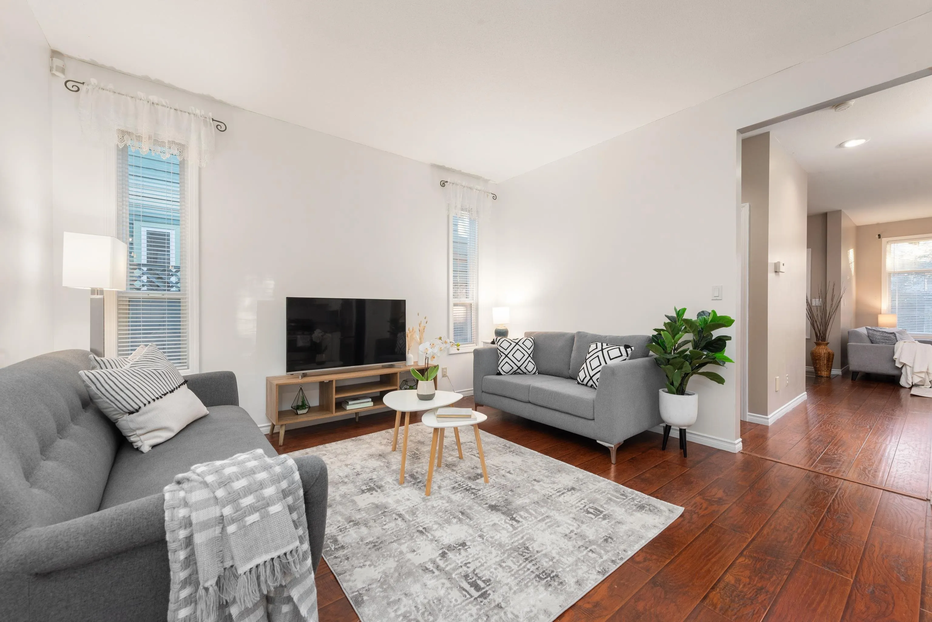 10231 Cambie Road
