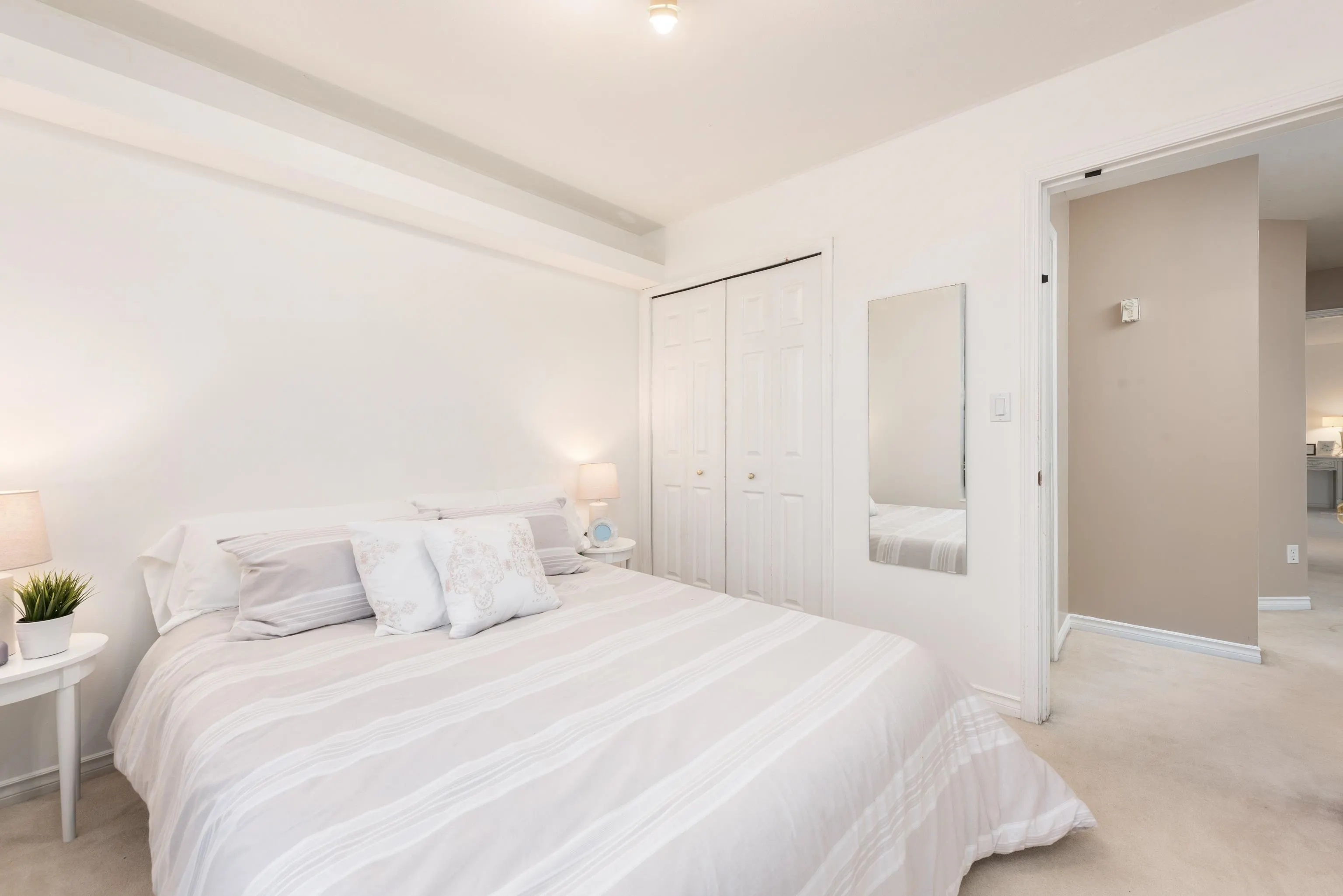 10231 Cambie Road