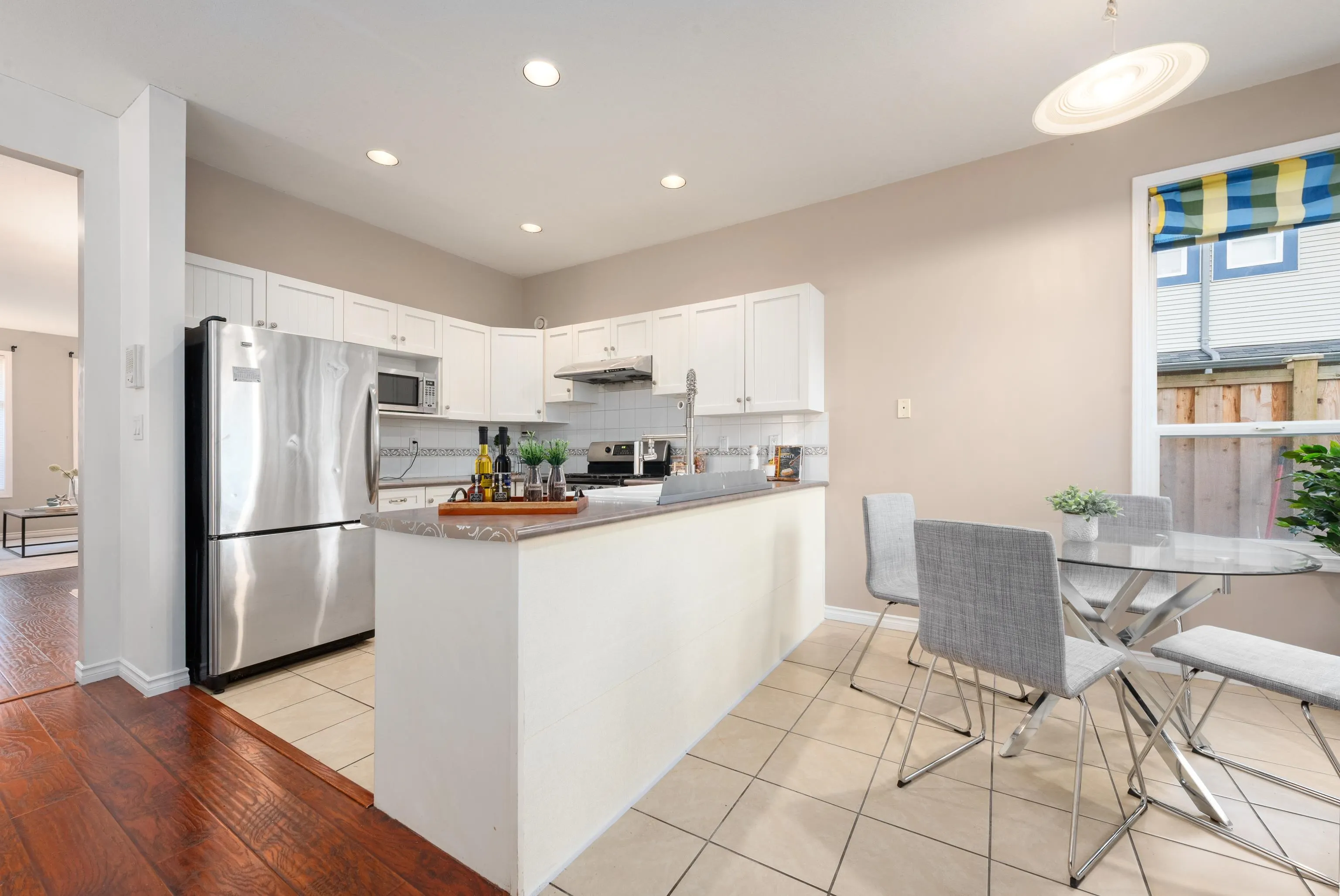 10231 Cambie Road