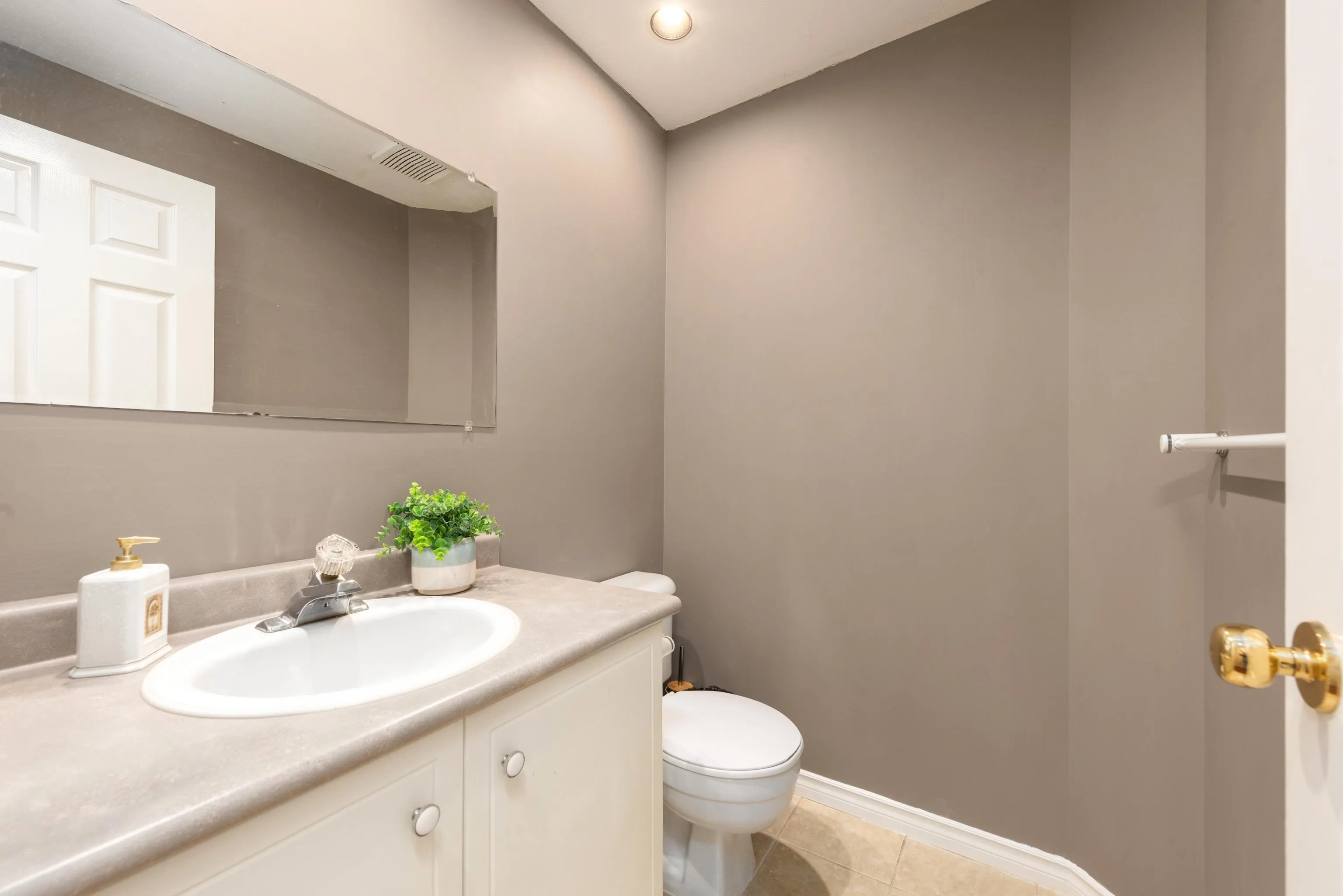 10231 Cambie Road