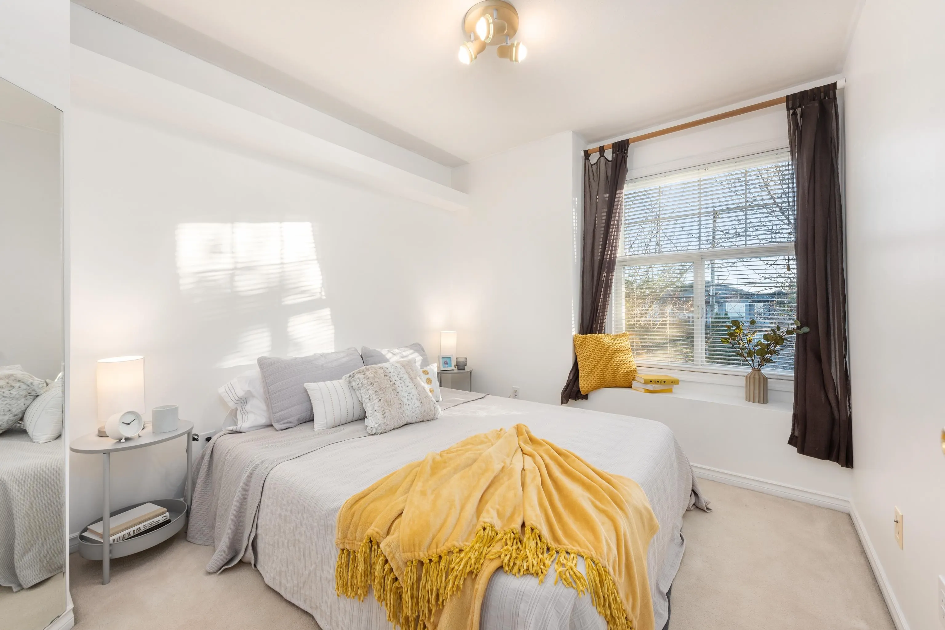 10231 Cambie Road
